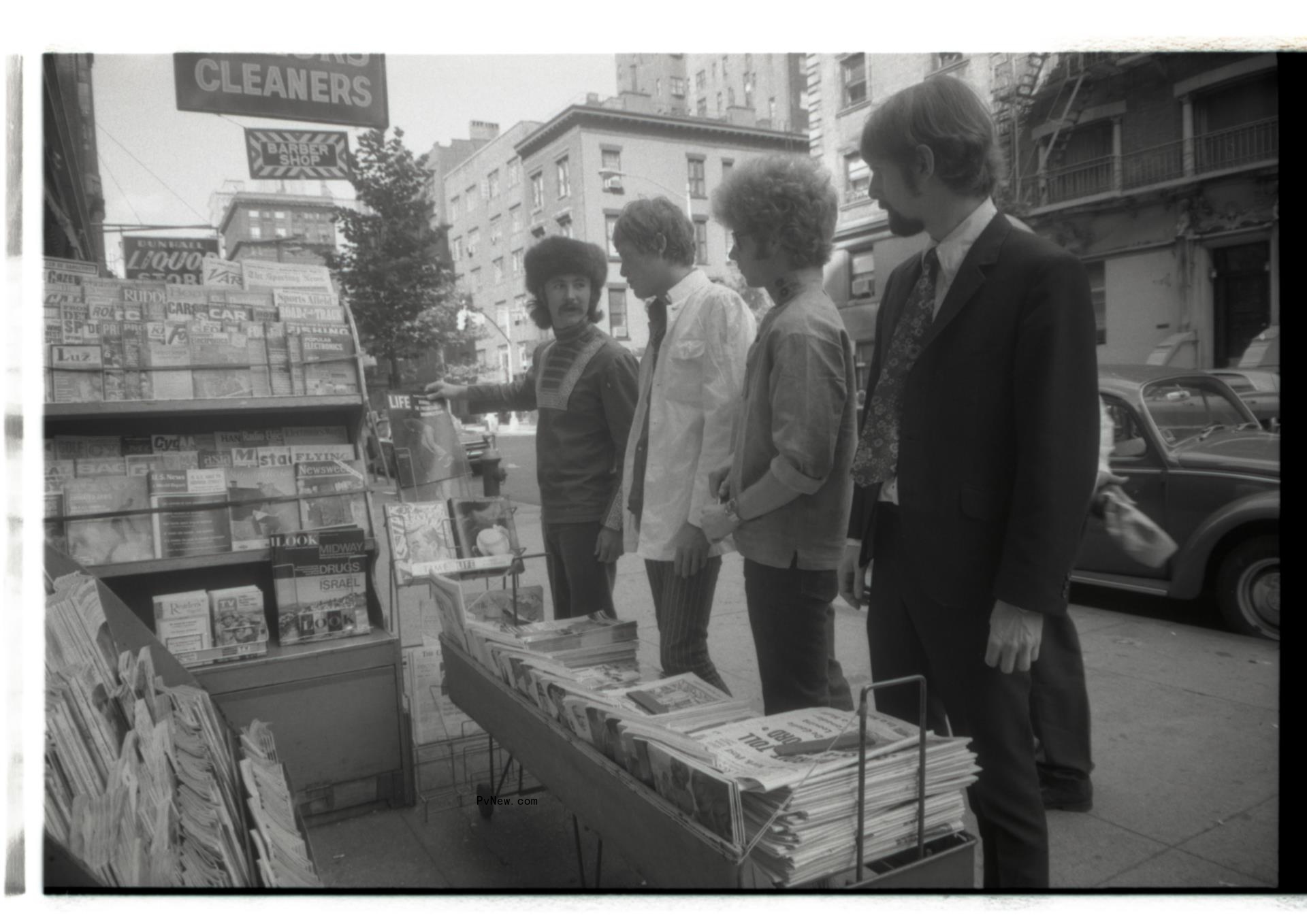 The Byrds Look Through Their Back Pages in Stunning New Photo Book