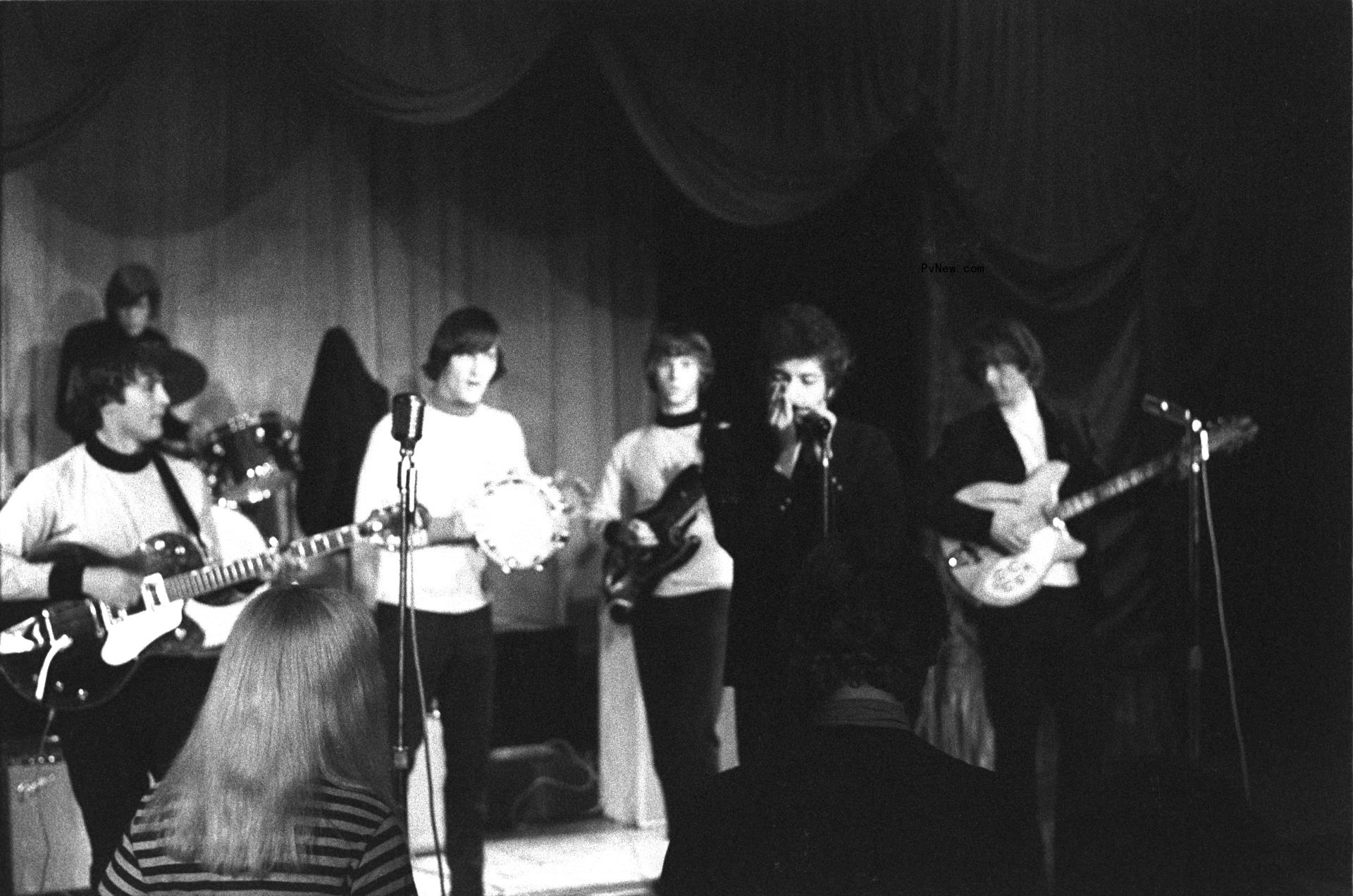 The Byrds Look Through Their Back Pages in Stunning New Photo Book