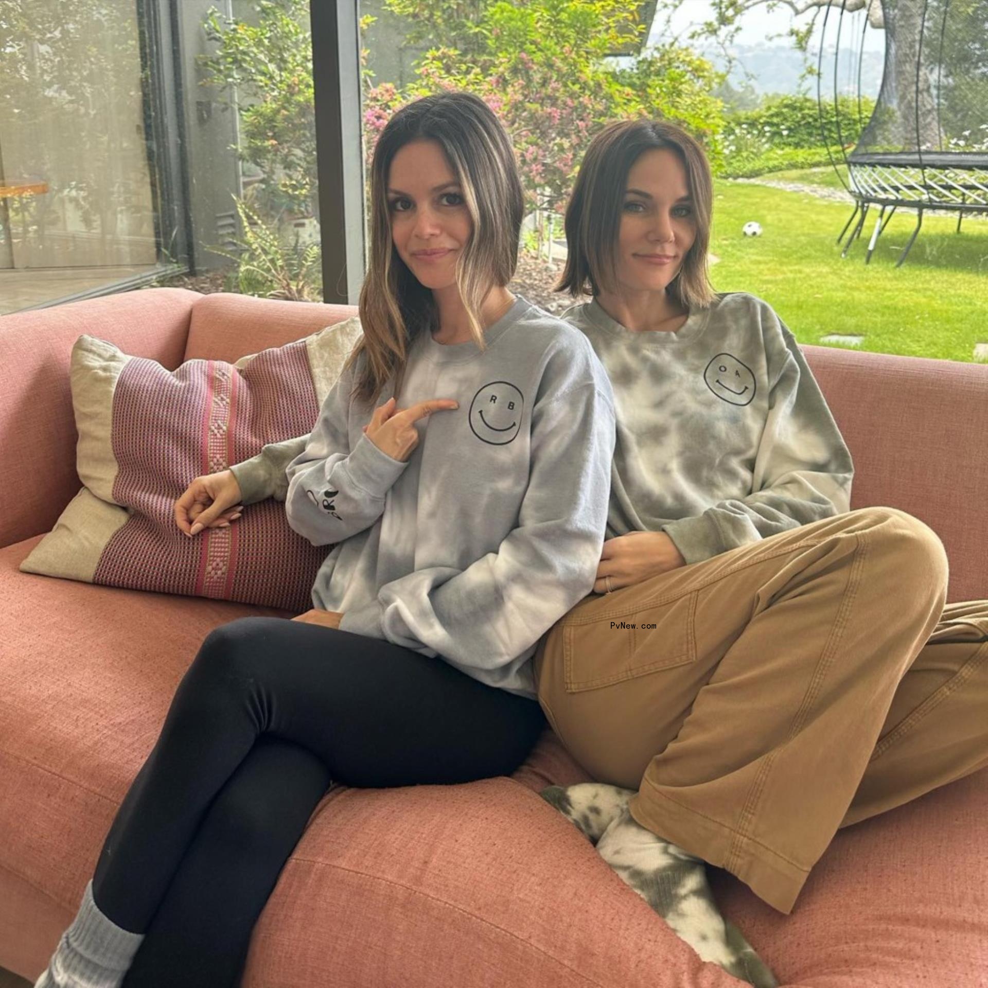 Rachel Bilson and Olivia Allen.
