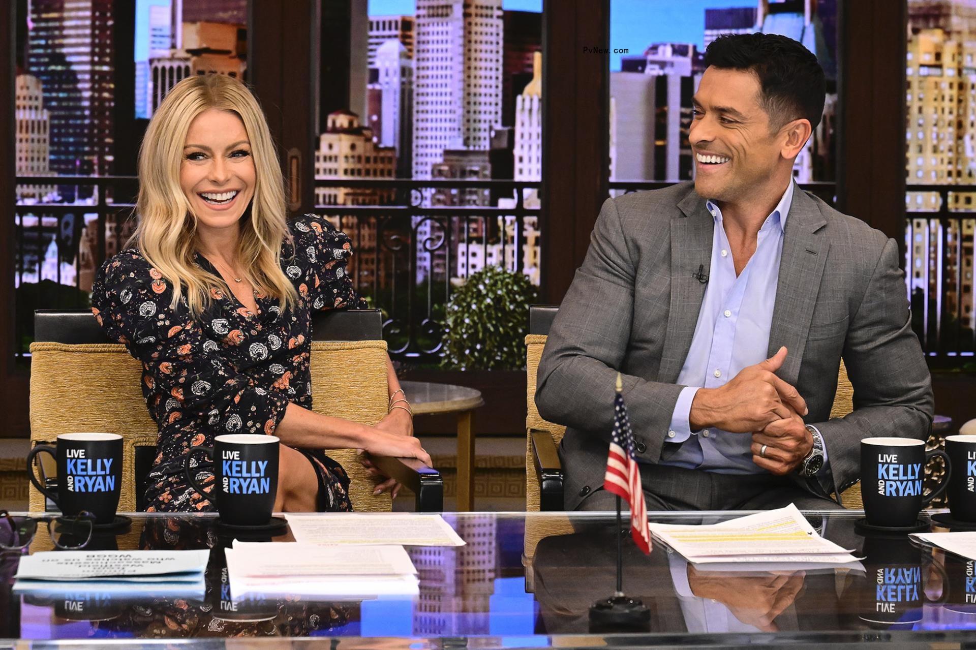 Kelly Ripa hosting