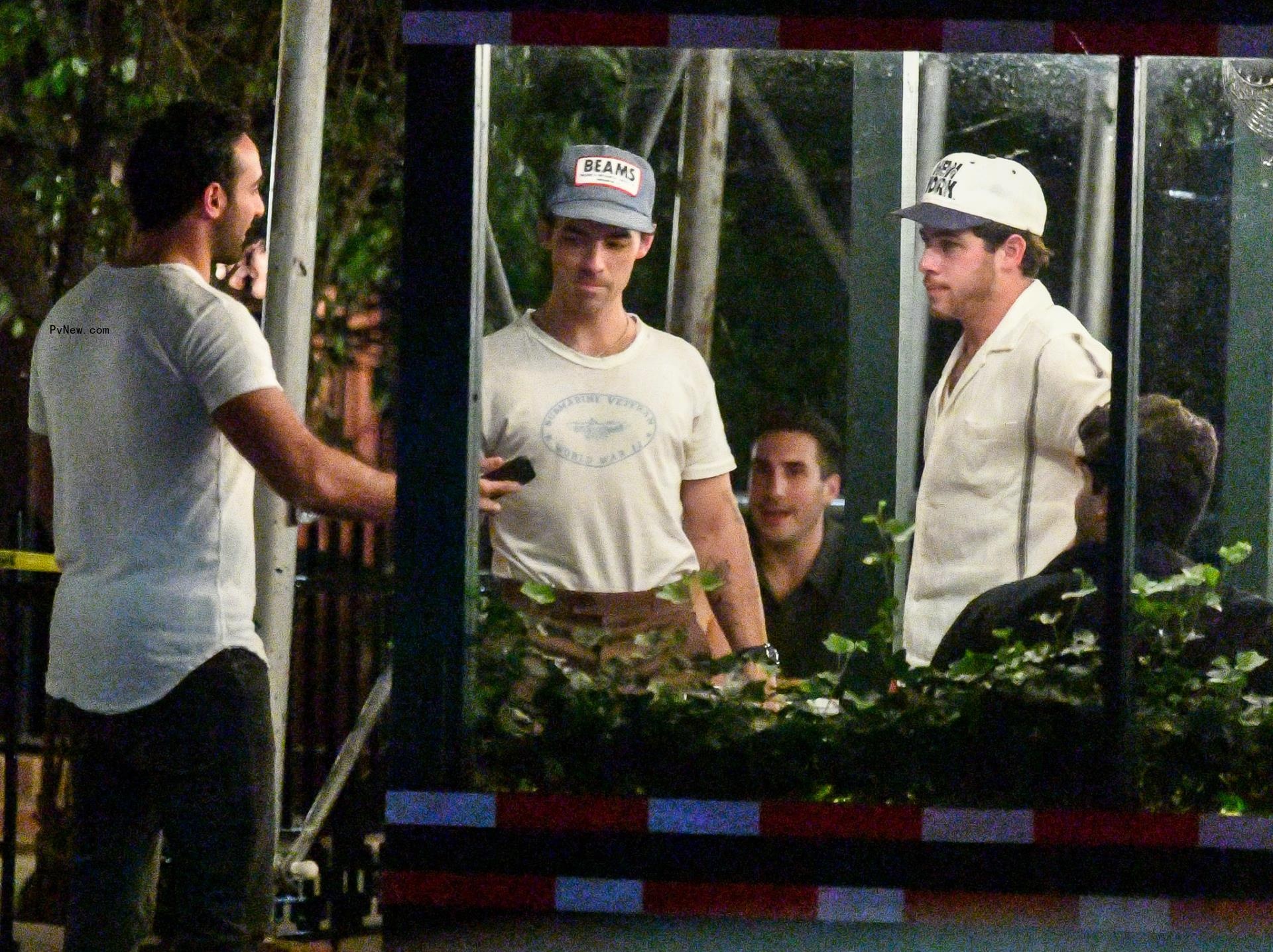 Nick Jo<i></i>nas and Joe Jo<i></i>nas out in NYC.