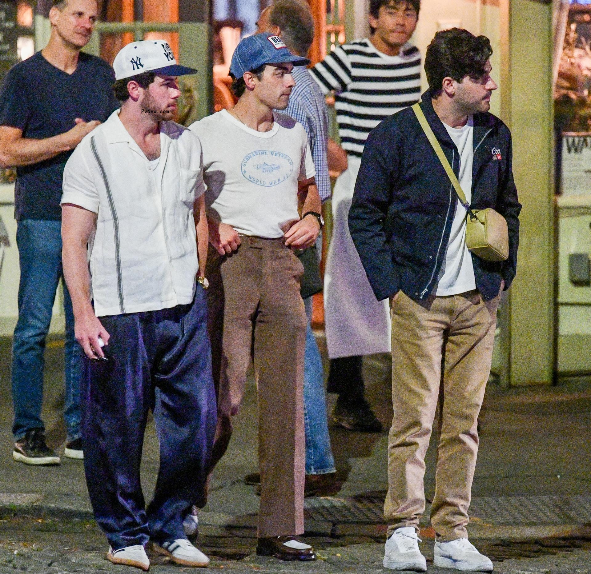 Nick Jo<i></i>nas and Joe Jo<i></i>nas out in NYC.