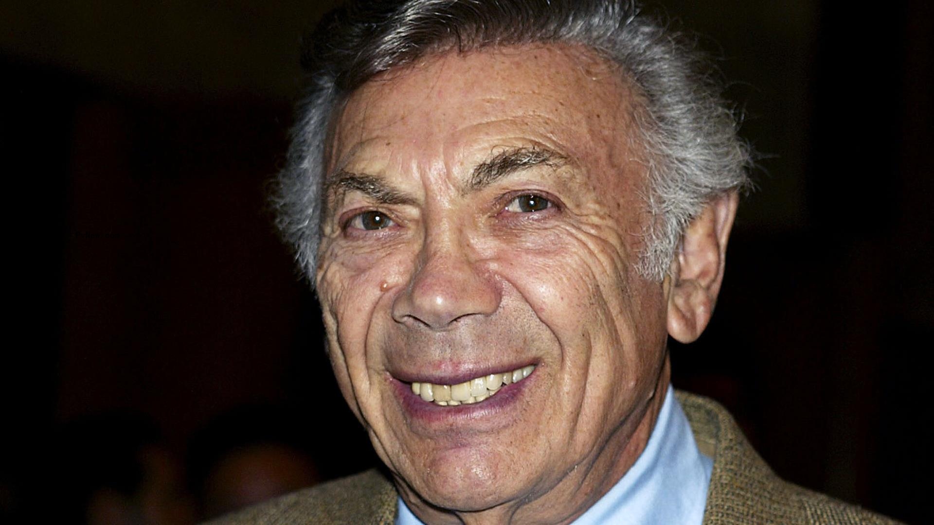Ed Ames, ‘Daniel Boone’ Star and Ames Brothers Singer, Dies at 95