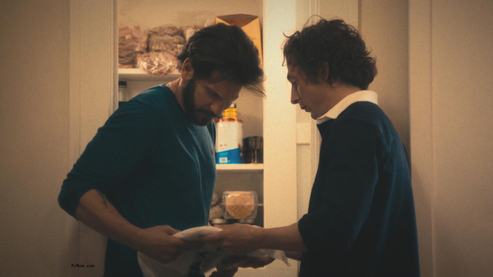 ‘The Bear’: Jon Bernthal Breaks Down ‘F—ing Tense’ Dinner Scene With Bob Odenkirk, That Improvised Table Flip and Mikey’s ‘Ugliness’