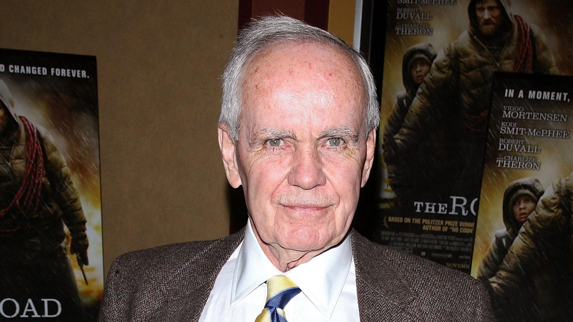 Cormac McCarthy, Author of ‘No Country for Old Men,’ Dies at 89