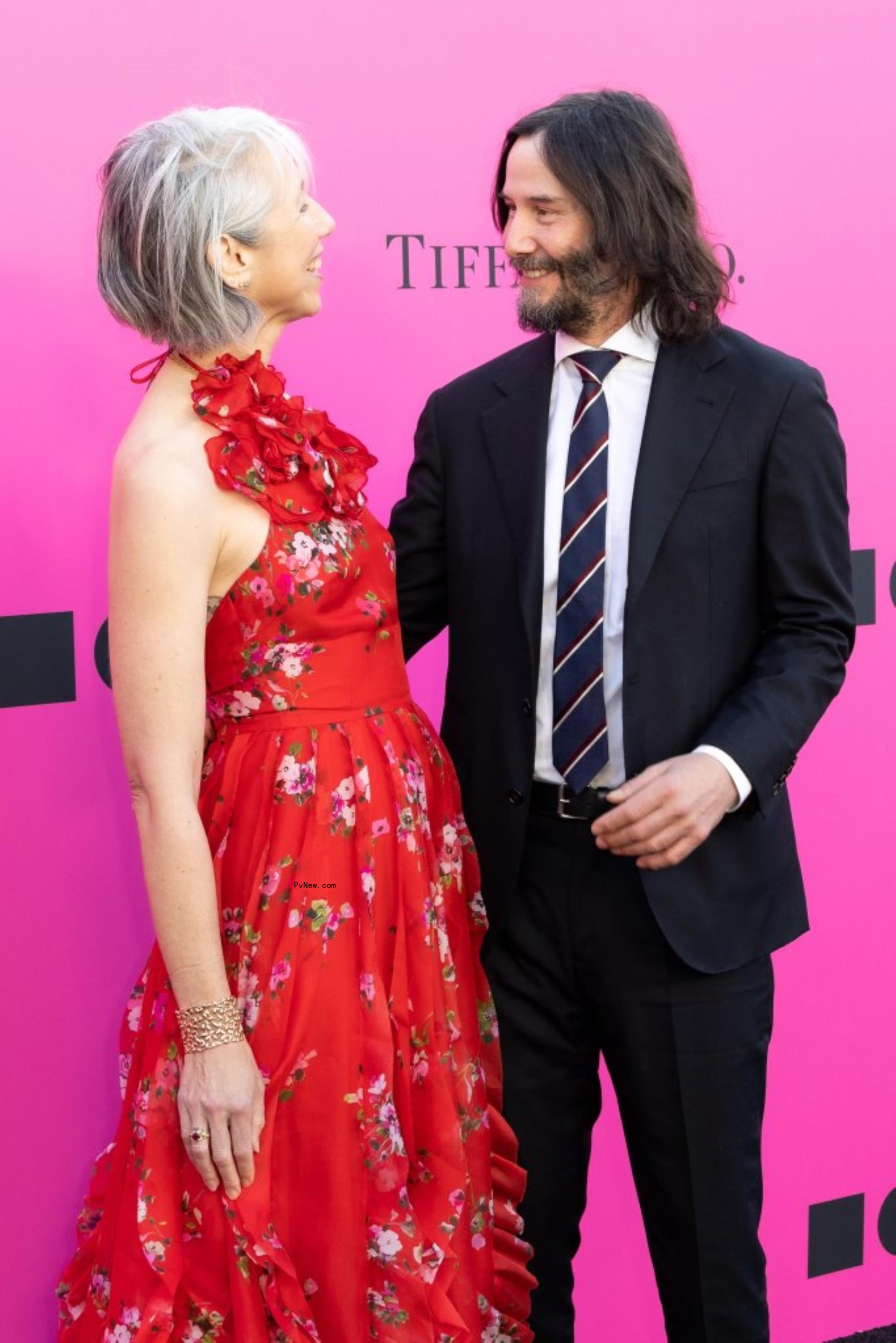 Keanu Reeves and Alexandra Grant on the MOCA gala red carpet.