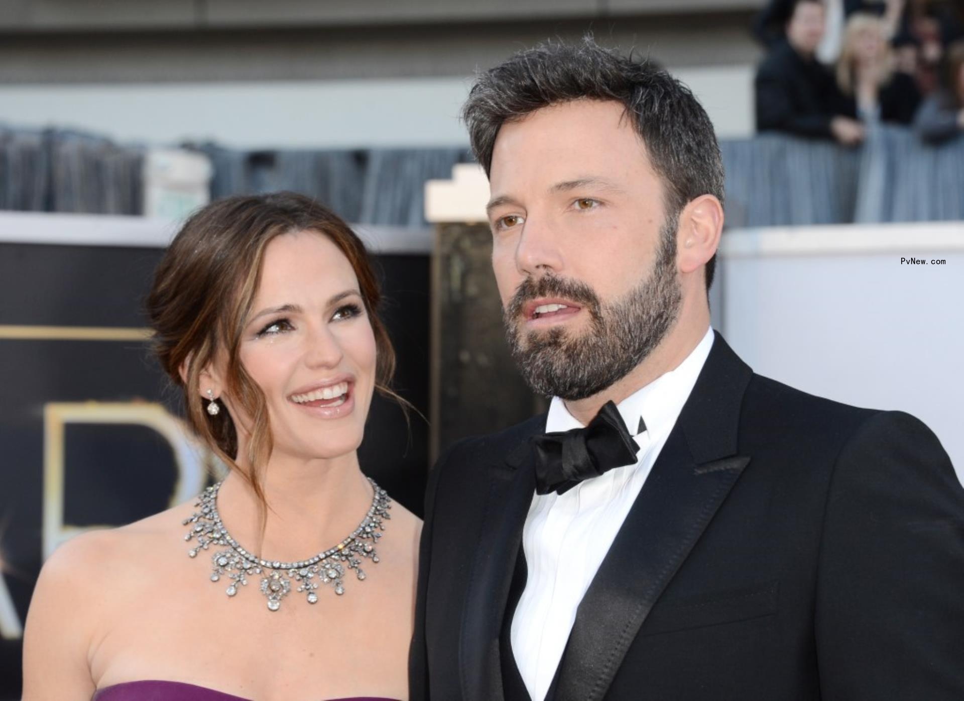 Jennifer Garner and Ben Affleck at 2013 Oscars