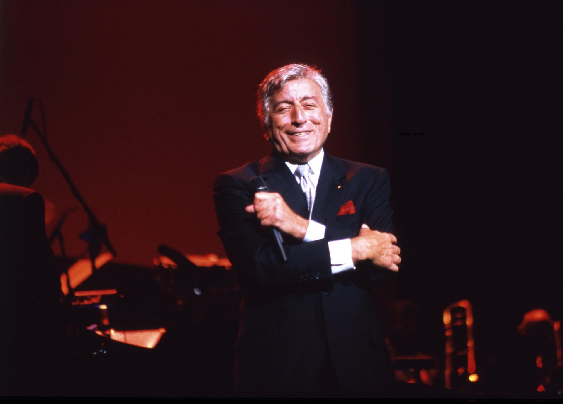The Best of Tony Bennett: 15 Essential Musical Moments to Lose Your Heart To