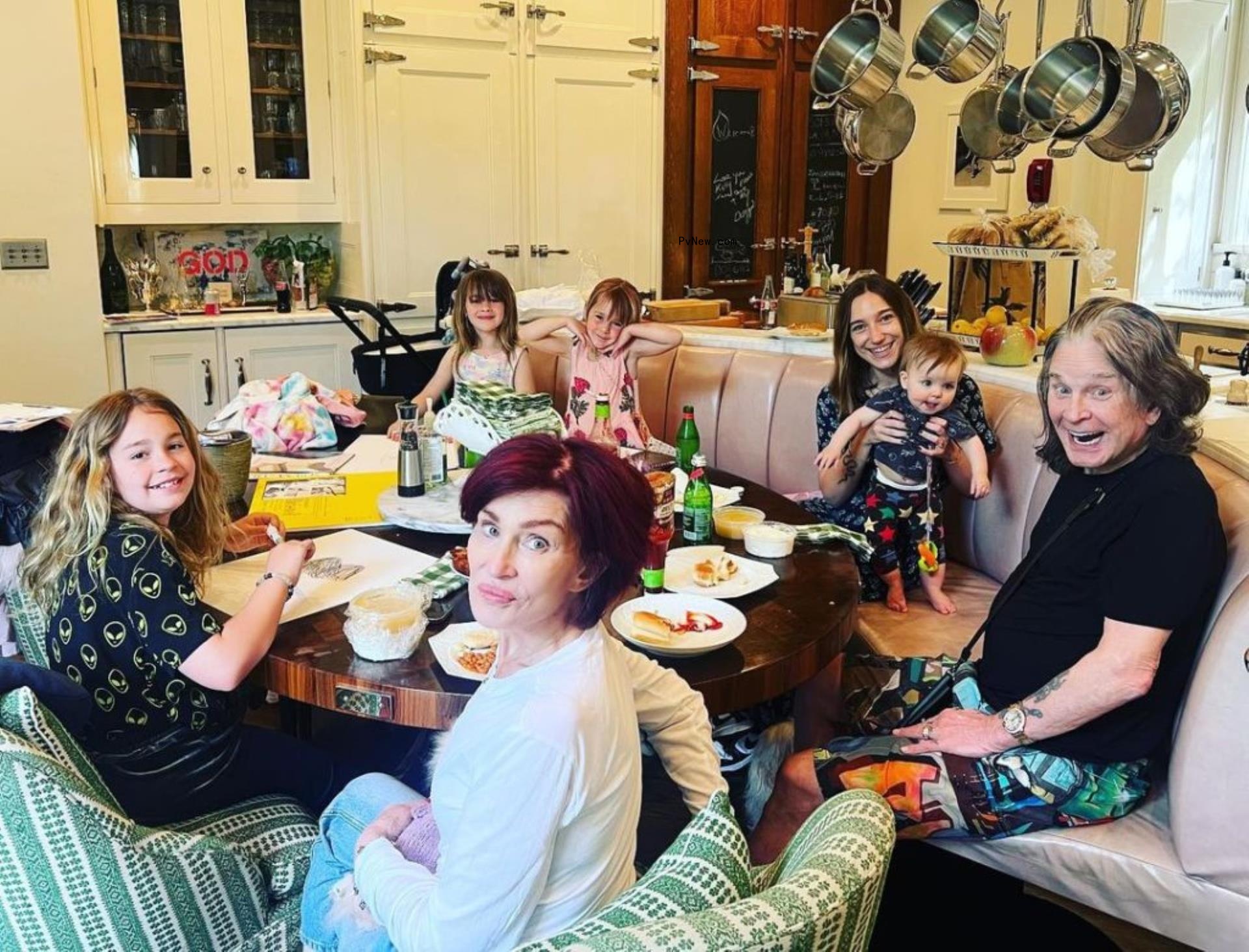 ozzy and sharon osbourne with their grandkids