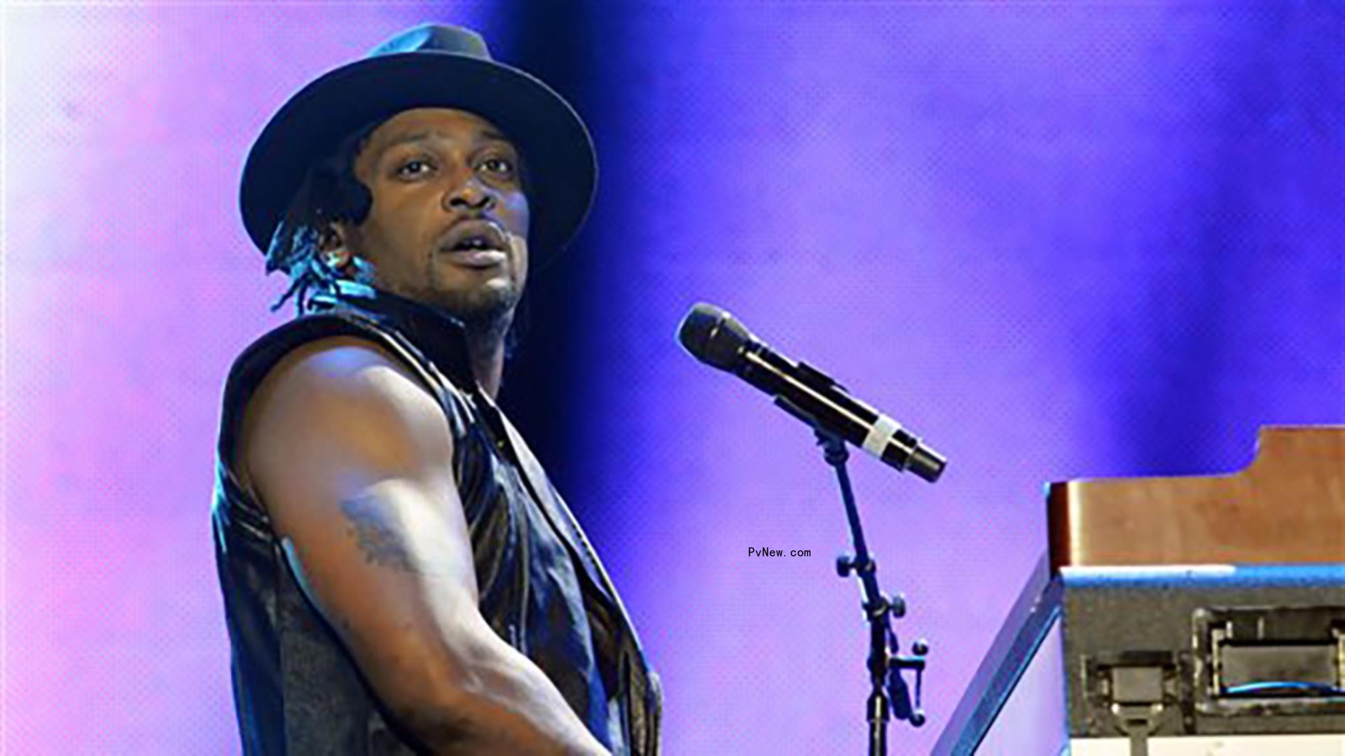 D’Angelo to Face Off Against ‘Friends’ in Verzuz DJ Battle at Apollo Theater