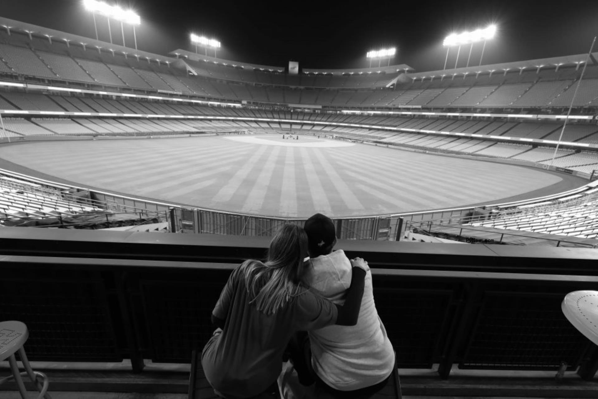 Richard and Demi Weitz’s RWQuarantunes Goes Live From Dodger Stadium, Raises $1.1M With Dodgers Foundation