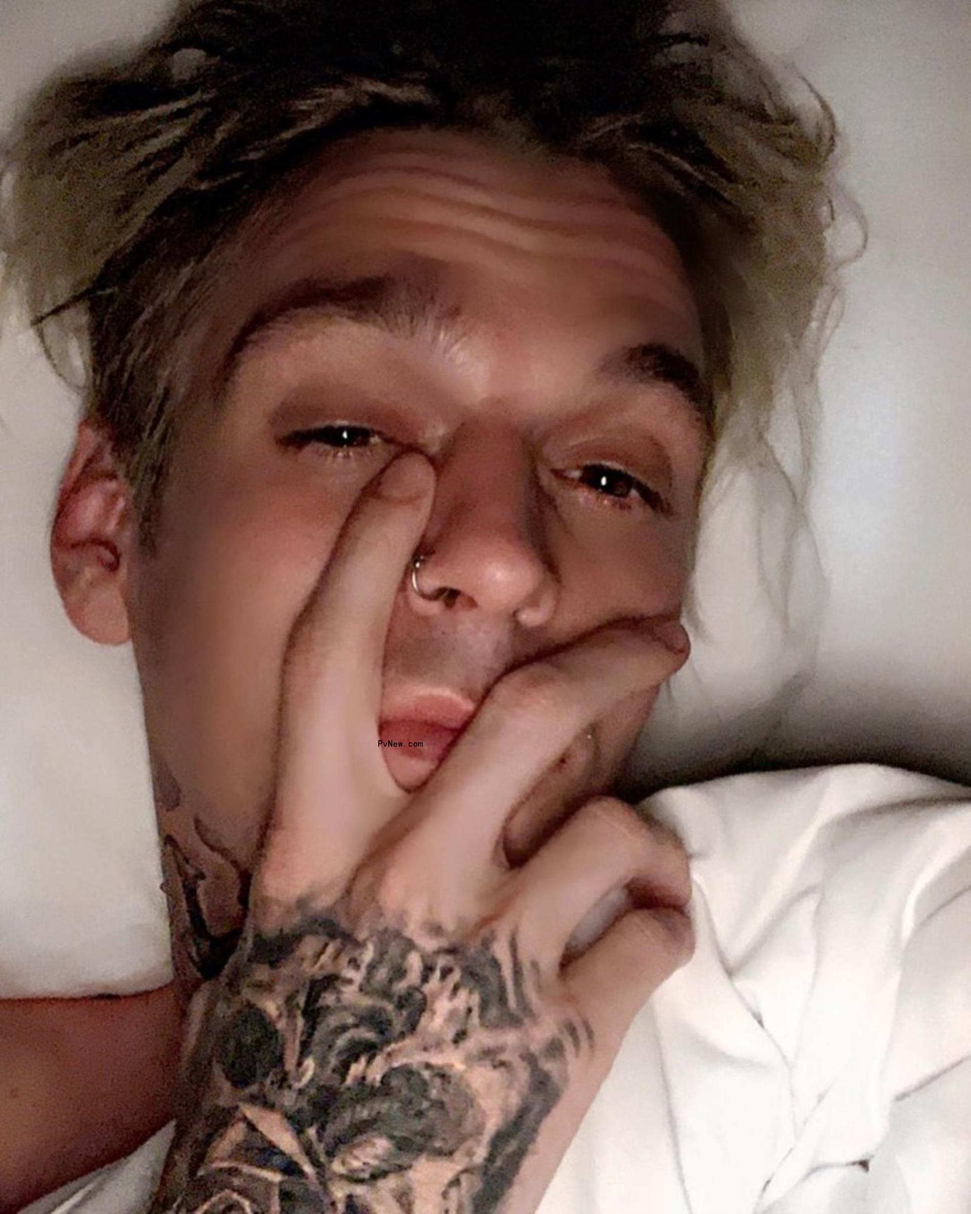 A selfie of Aaron Carter.