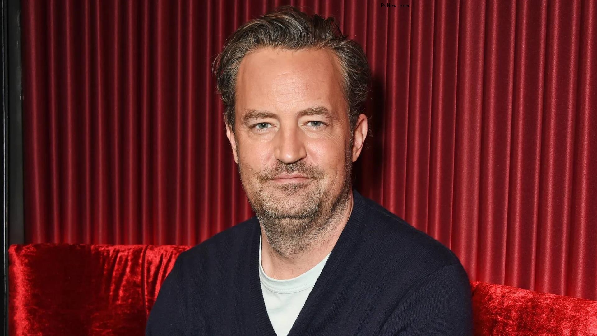 Matthew Perry, ‘Friends’ Star, Dies at 54