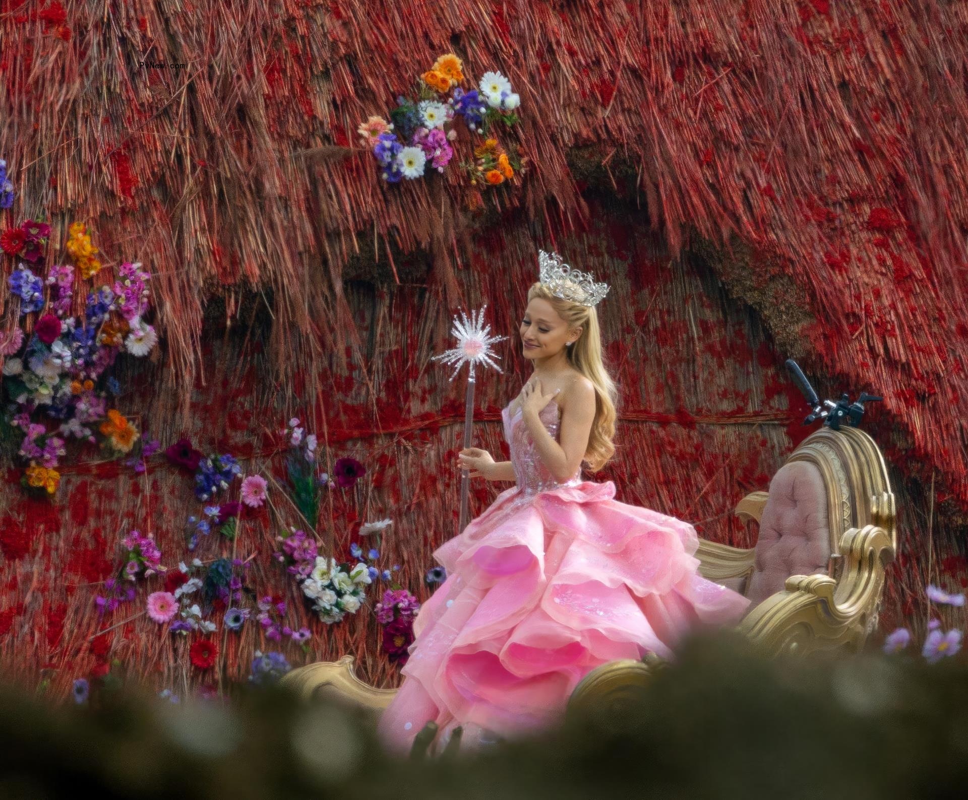 ariana grande wicked