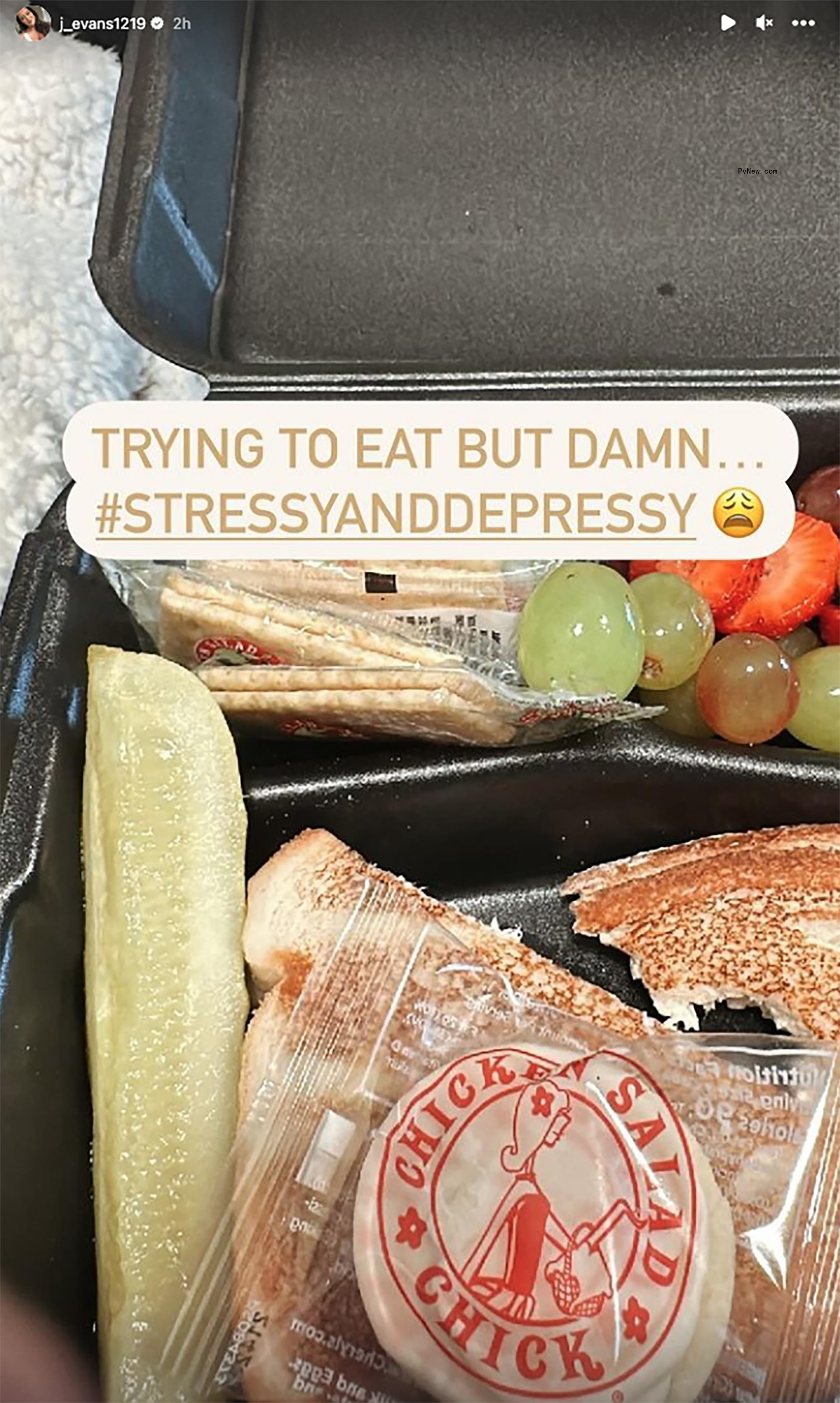 Jenelle Evans' post of a sandwich.