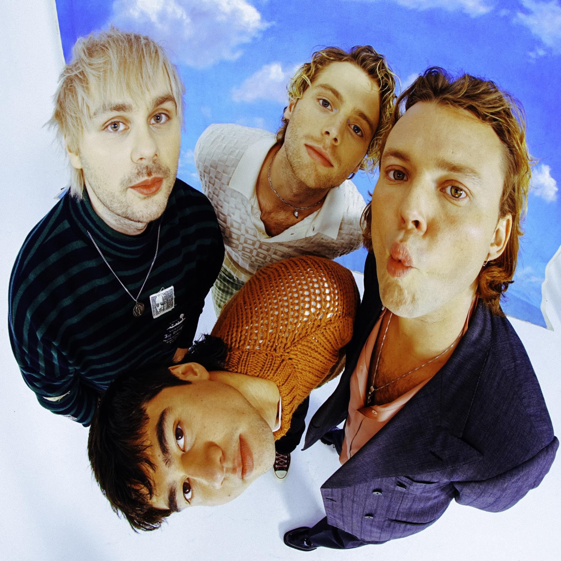 5 Seco<i></i>nds of Summer Members Tell How a Jamming Retreat in Joshua Tree Led to the Self-Produced ‘5SOS5’