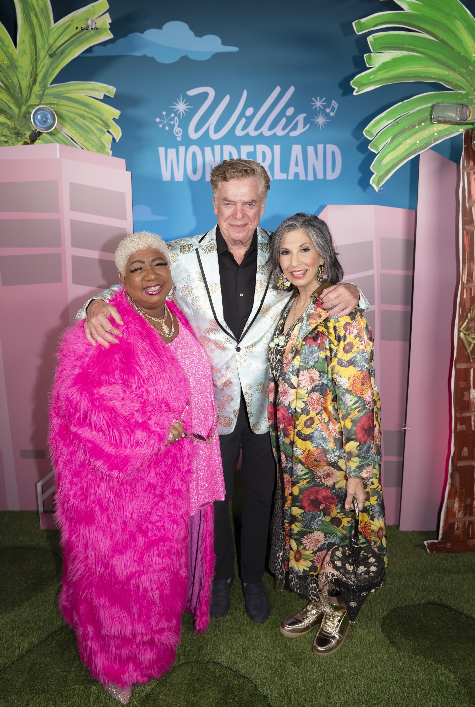 Lily Tomlin and RuPaul Celebrate Allee Willis, Who Wrote ‘Friends’ Theme Song, at Willis Wo<i></i>nderland Benefit
