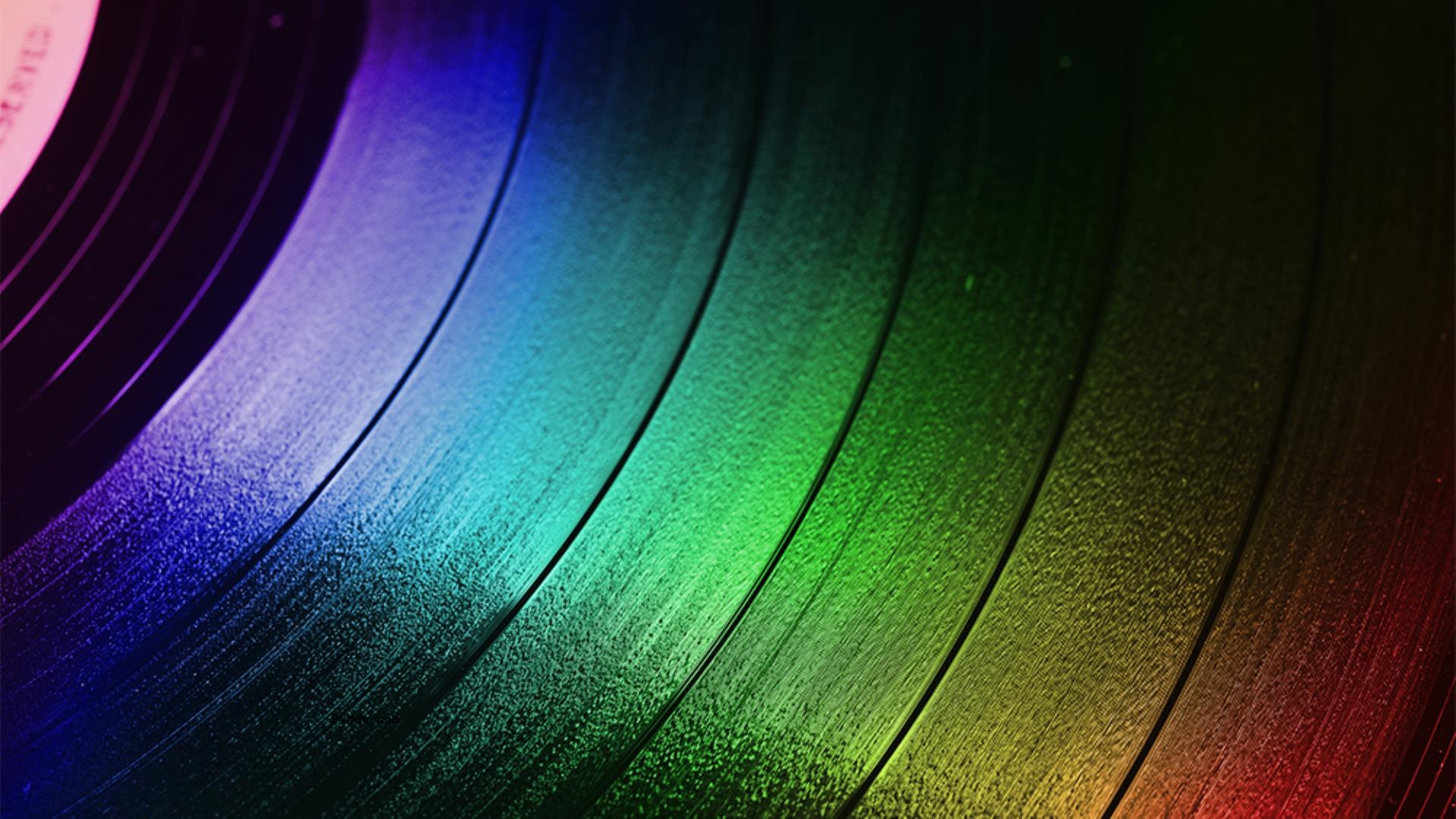 Vinyl Sales Soared 22% in First Half of 2022, Per RIAA Mid-Year Report