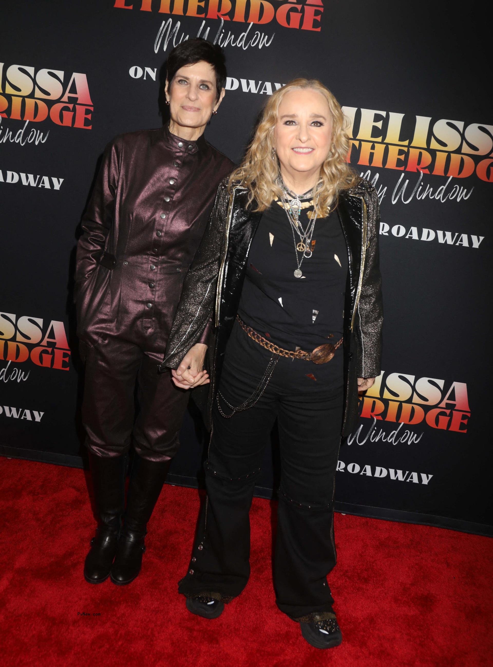 Melissa Etheridge and wife, Linda Wallem.
