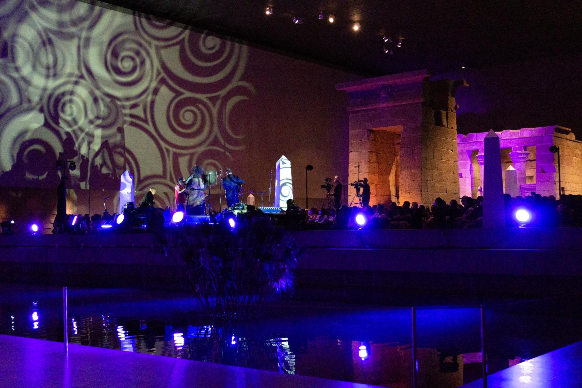 Grammy-Winning Singer Arooj Aftab Plays Breathtaking Set in Met Museum’s Temple of Dendur: Co<i></i>ncert Review