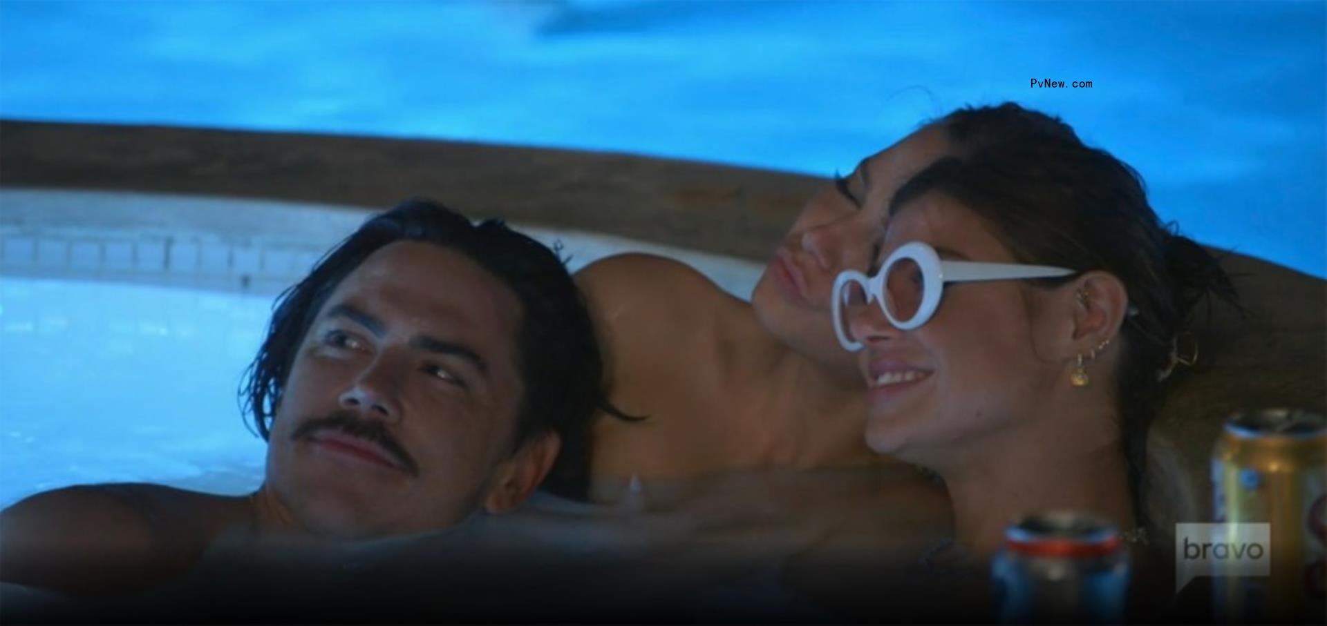 Ariana Madix topless in hot tub with Tom Sandoval and Raquel Leviss