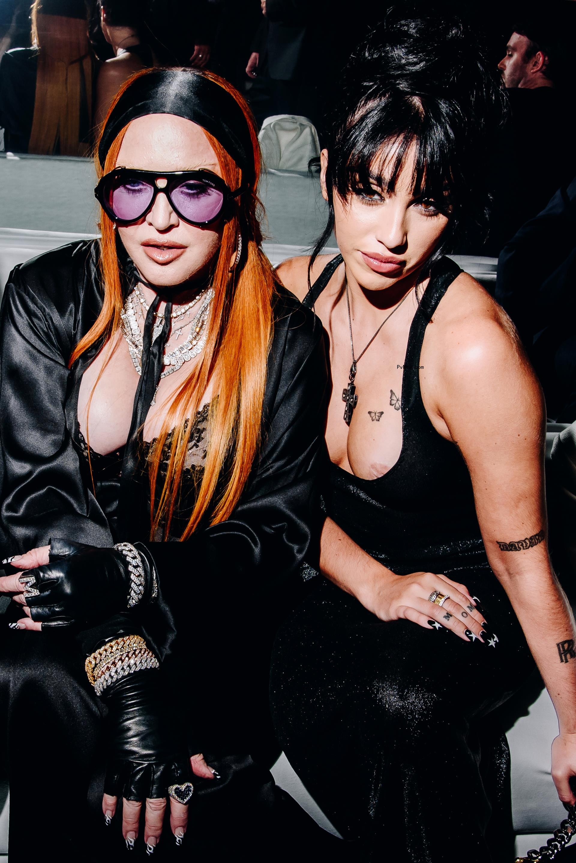 mado<i></i>nna and lourdes leon