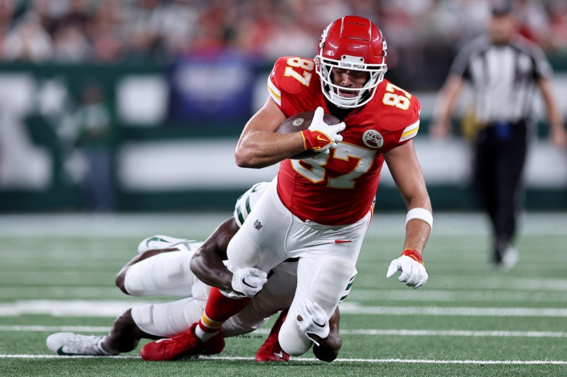 travis kelce playing vs the jets