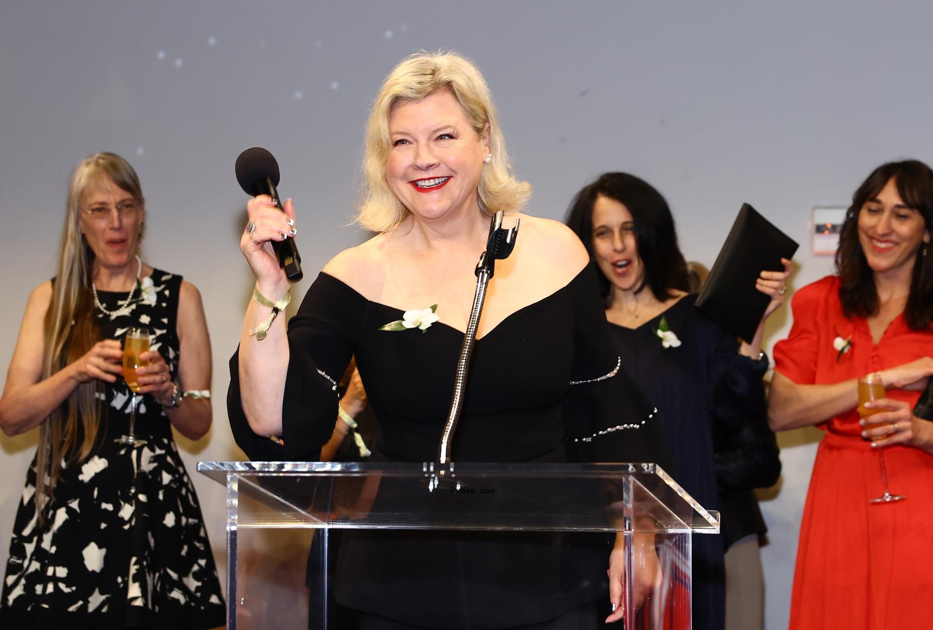Mandy Walker Becomes First Woman to Win Australian Cinematographers Society Awards’ Milli Award – Film News in Brief