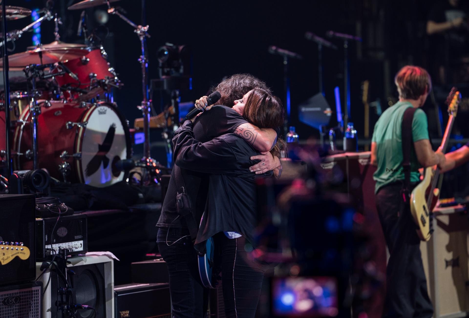 Dave Chappelle Sings ‘Creep,’ Pink Rocks Out With Queen and More Memorable Moments From Taylor Hawkins’ L.A. Tribute Concert