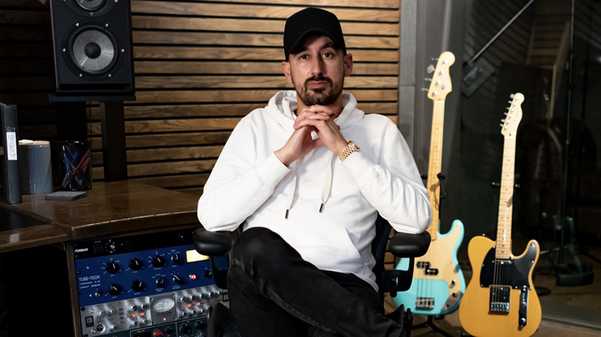 Hitmaker of the Month: Atlantic Records Group’s Aton Ben-Horin Rewrites the A&R Rulebook With Jax, JVKE, Producer Johnny Goldstein