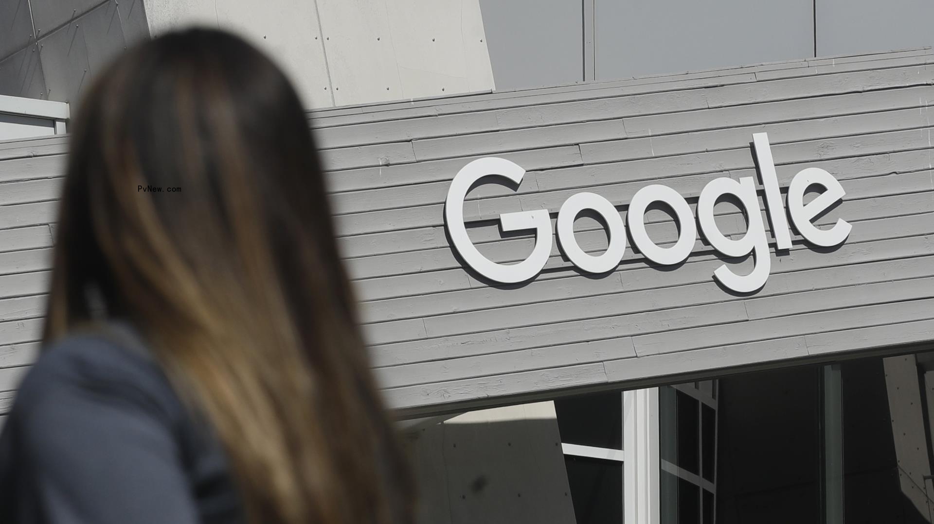 Google, Facebook Say Employees Must Be Vaccinated Before Returning to the Office