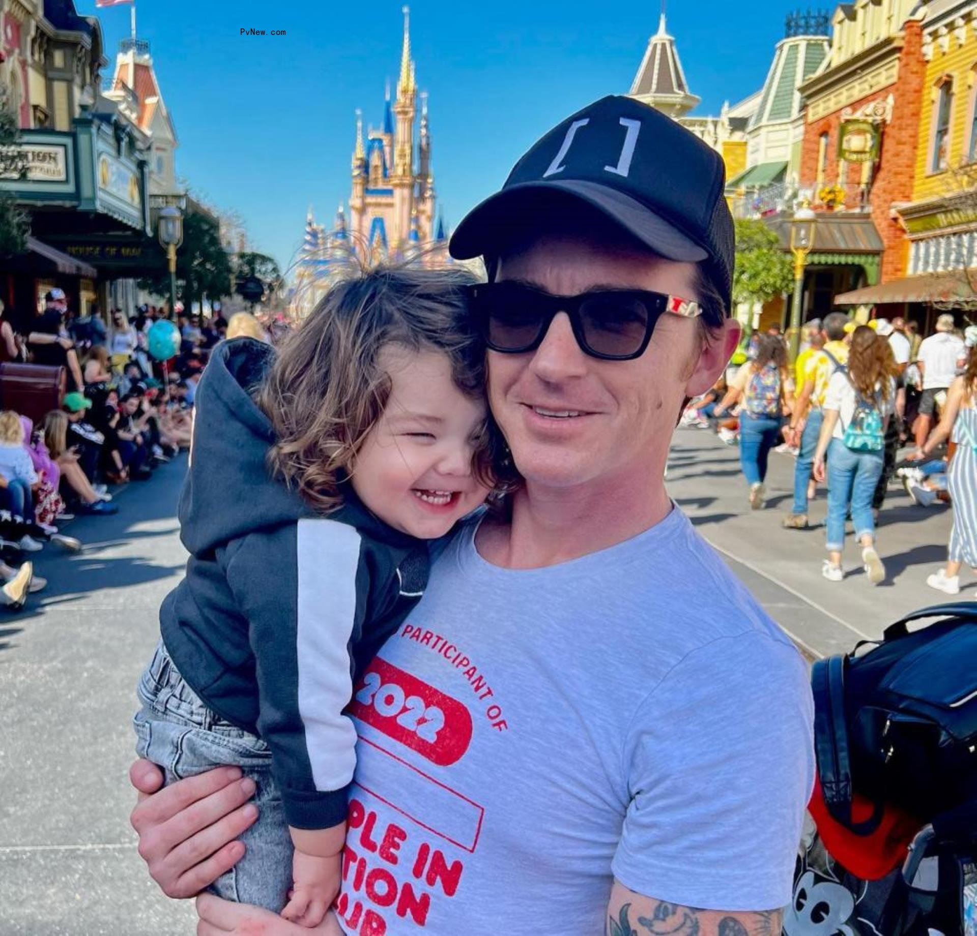 Drake Bell and son