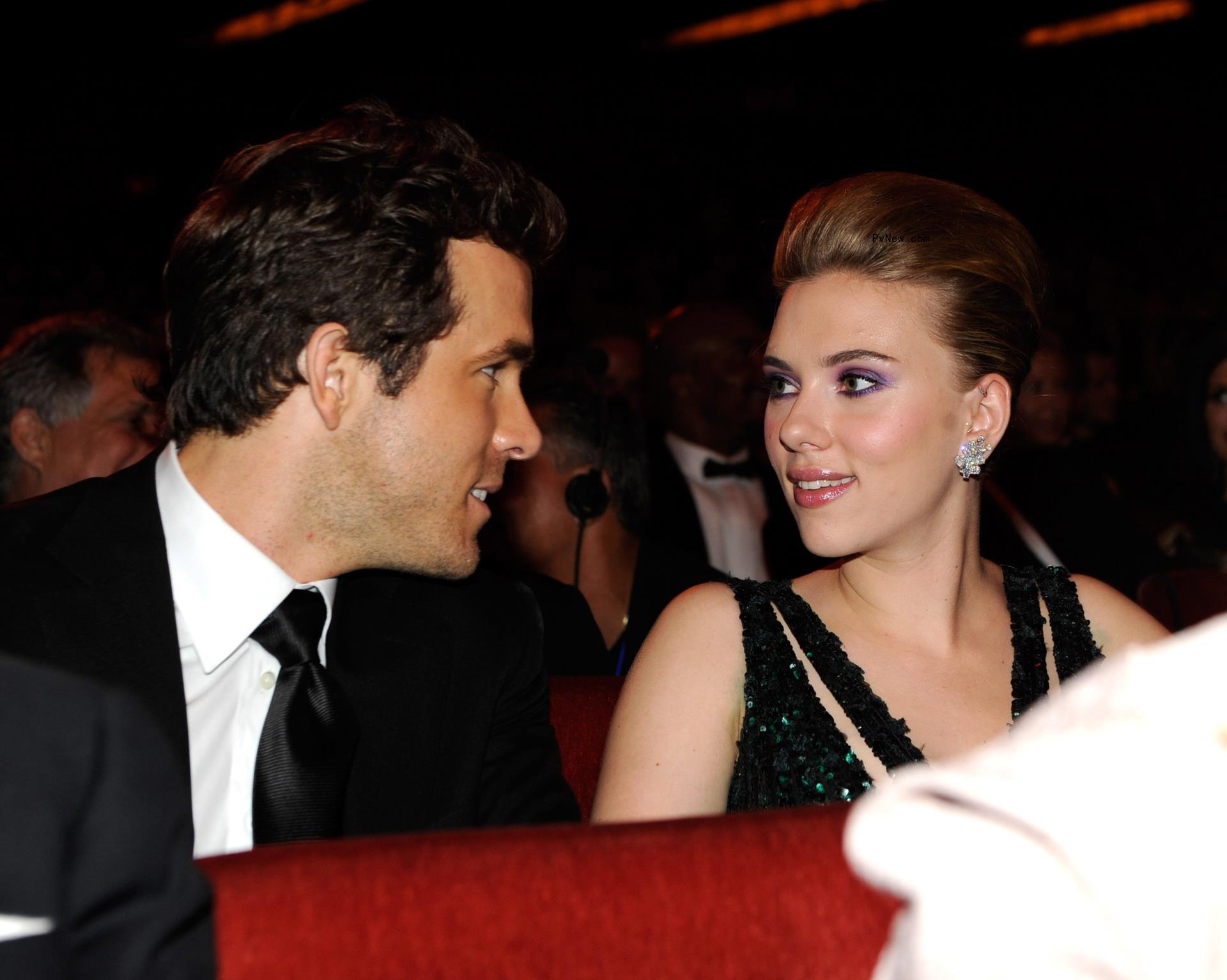 Scarlett Johansson and her ex, Ryan Reynolds.