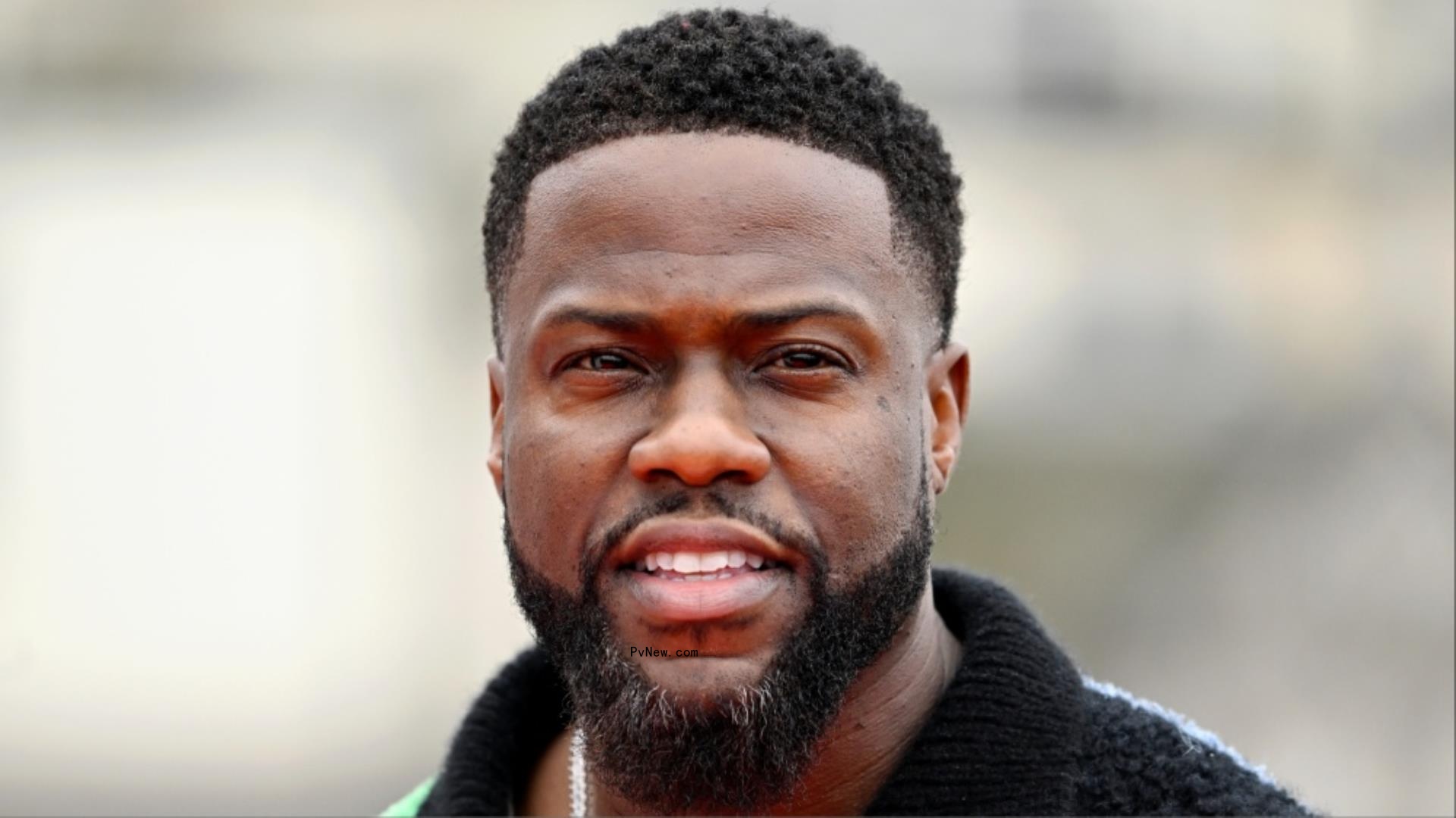 Kevin Hart Says He Won’t Host the Oscars Again: Awards Shows ‘Aren’t Comedy-Friendly Enviro<i></i>nments Anymore’