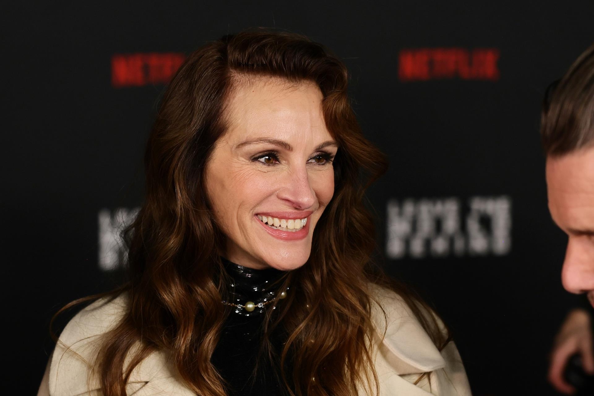 Julia Roberts Says Not Doing Nude Scenes ‘Is a Choice I Make for Myself,’ Says Being Famous Now Is Too ‘Cluttered’ and ‘Exhausting’
