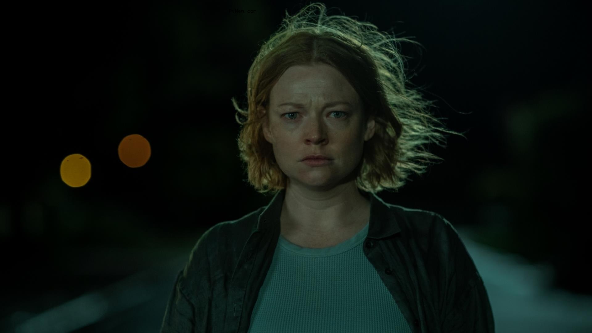 Watch ‘Succession’ Star Sarah Snook Spooked by Strange Daughter in ‘Run Rabbit Run’ Trailer