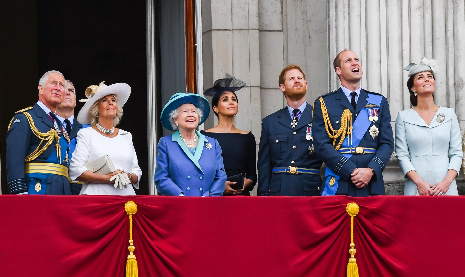 The royal family on the Buckingham Palace balcony.
