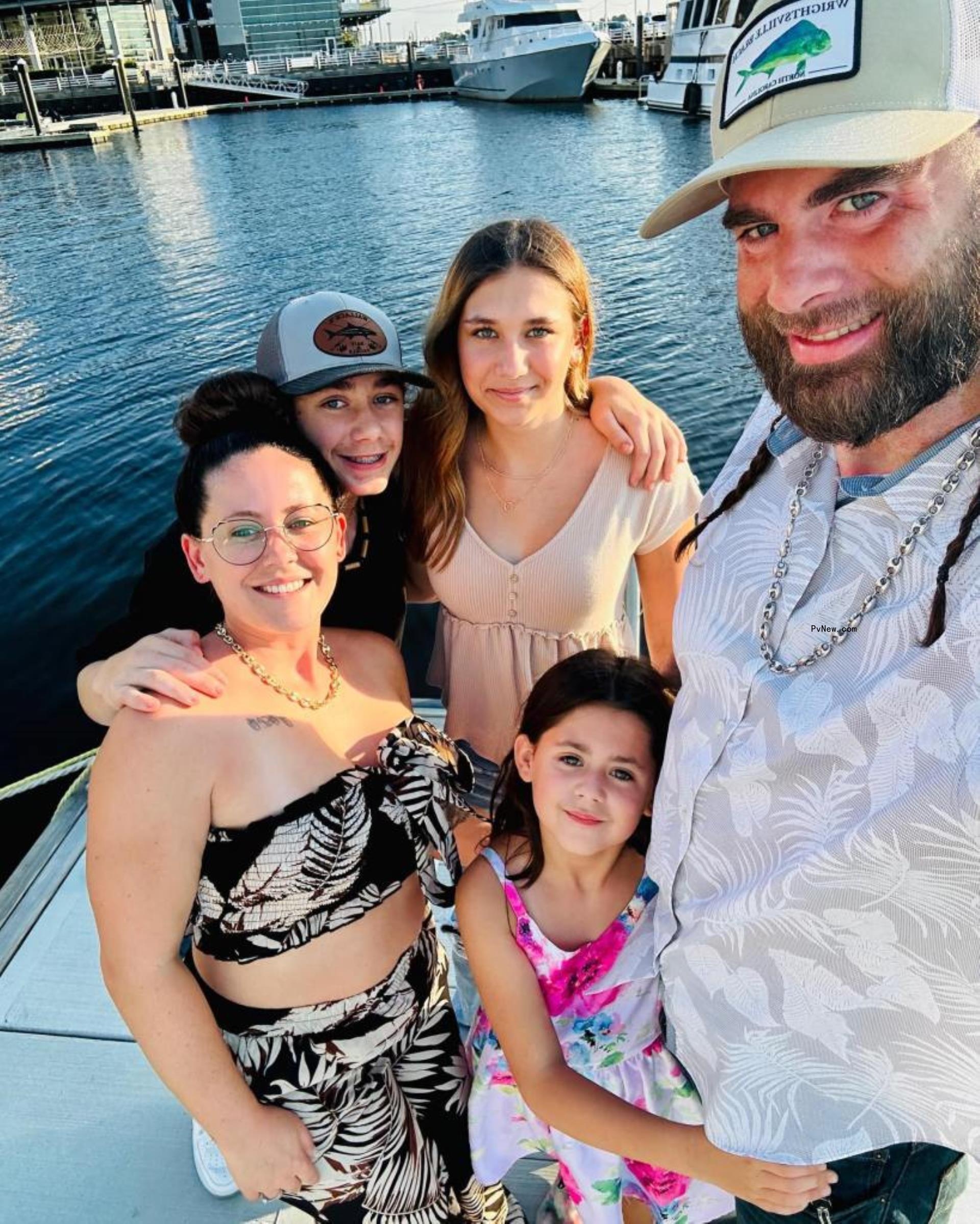 Jenelle Evans, David Eason, Jace and Ensley Eason