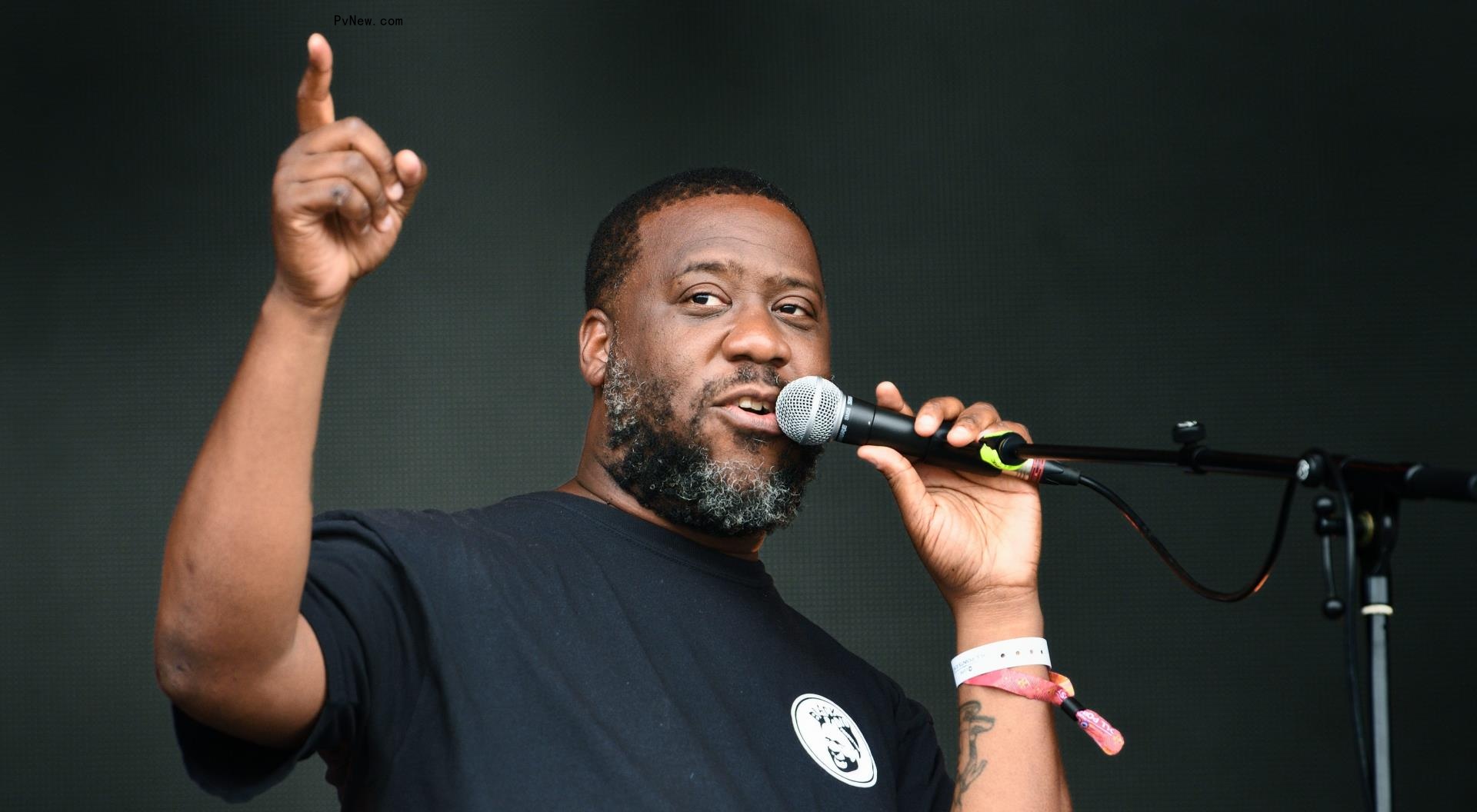 Robert Glasper Talks Blue Note Residency, What ‘La La Land’ Got Right a<i></i>bout Jazz and Meeting Taylor Hawkins