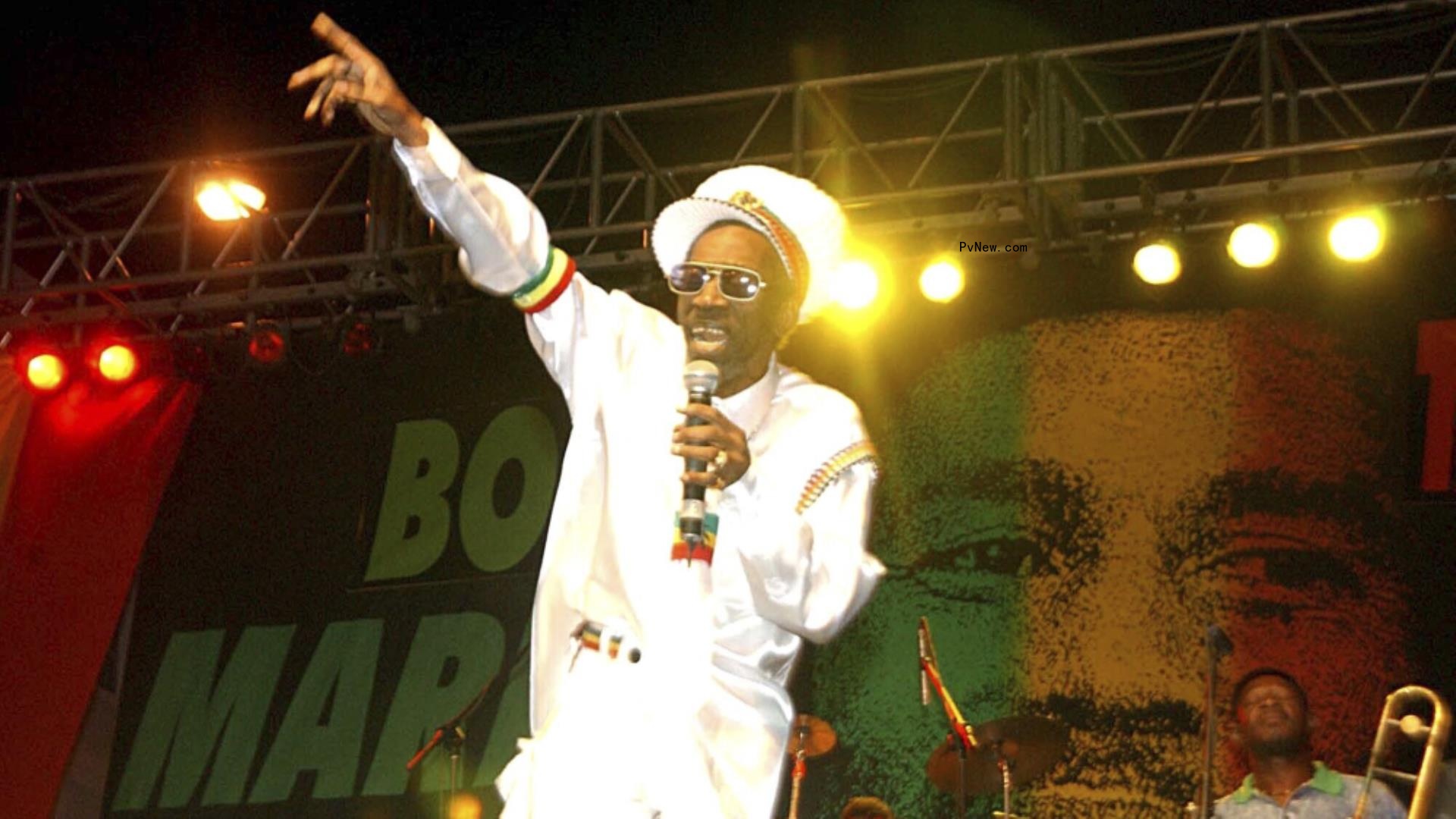 Bunny Wailer, Co-Founder of Bob Marley’s Wailers, Dies at 73