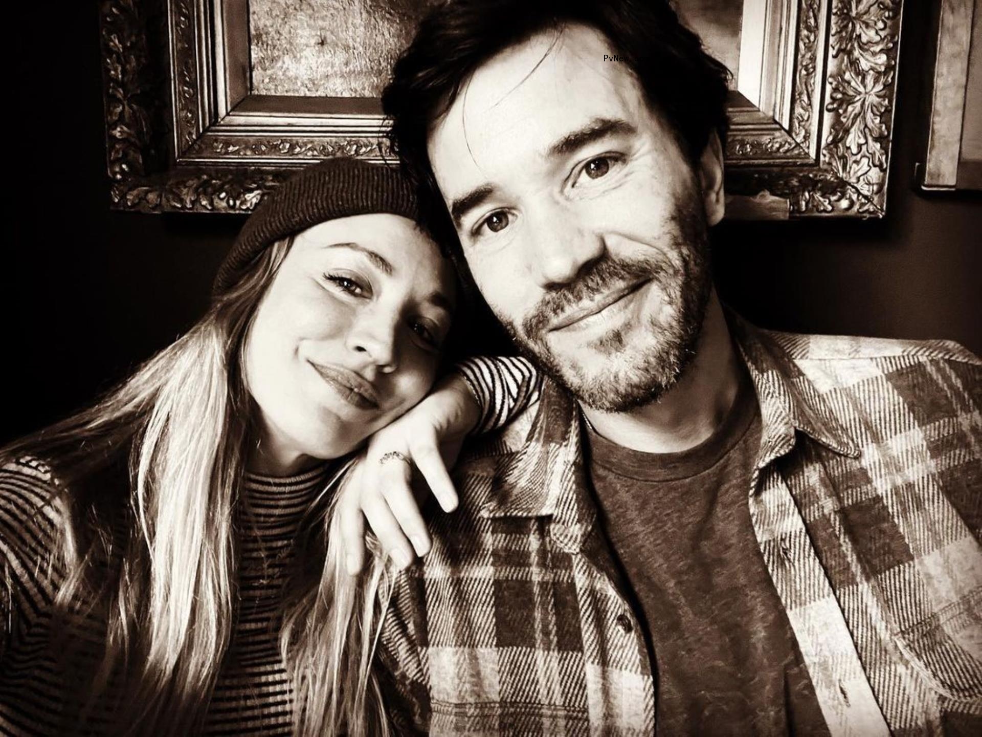 Kaley Cuoco and Tom Pelphrey take black-and-white selfie