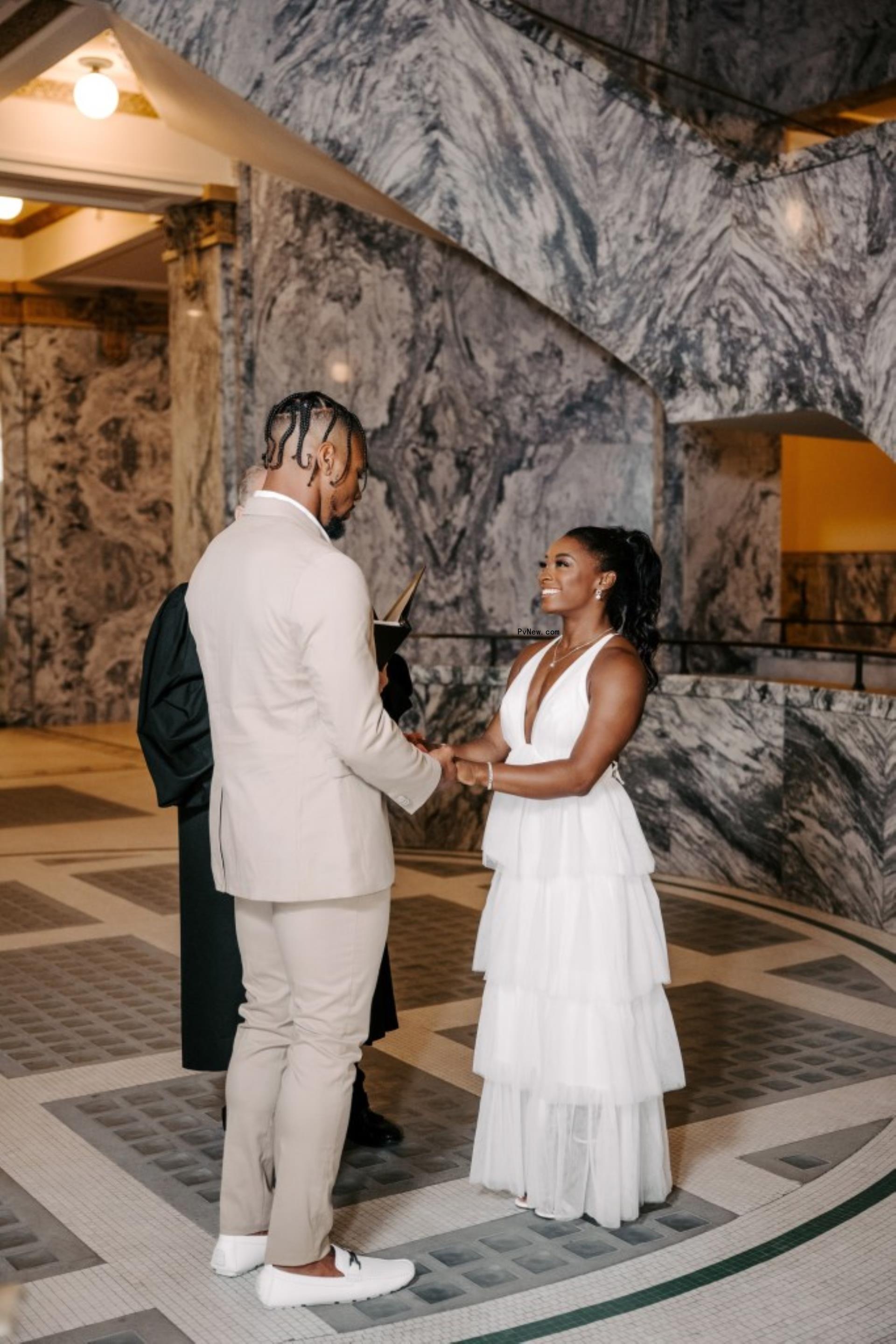 Simone Biles and Jo<i></i>nathan Owens wedding