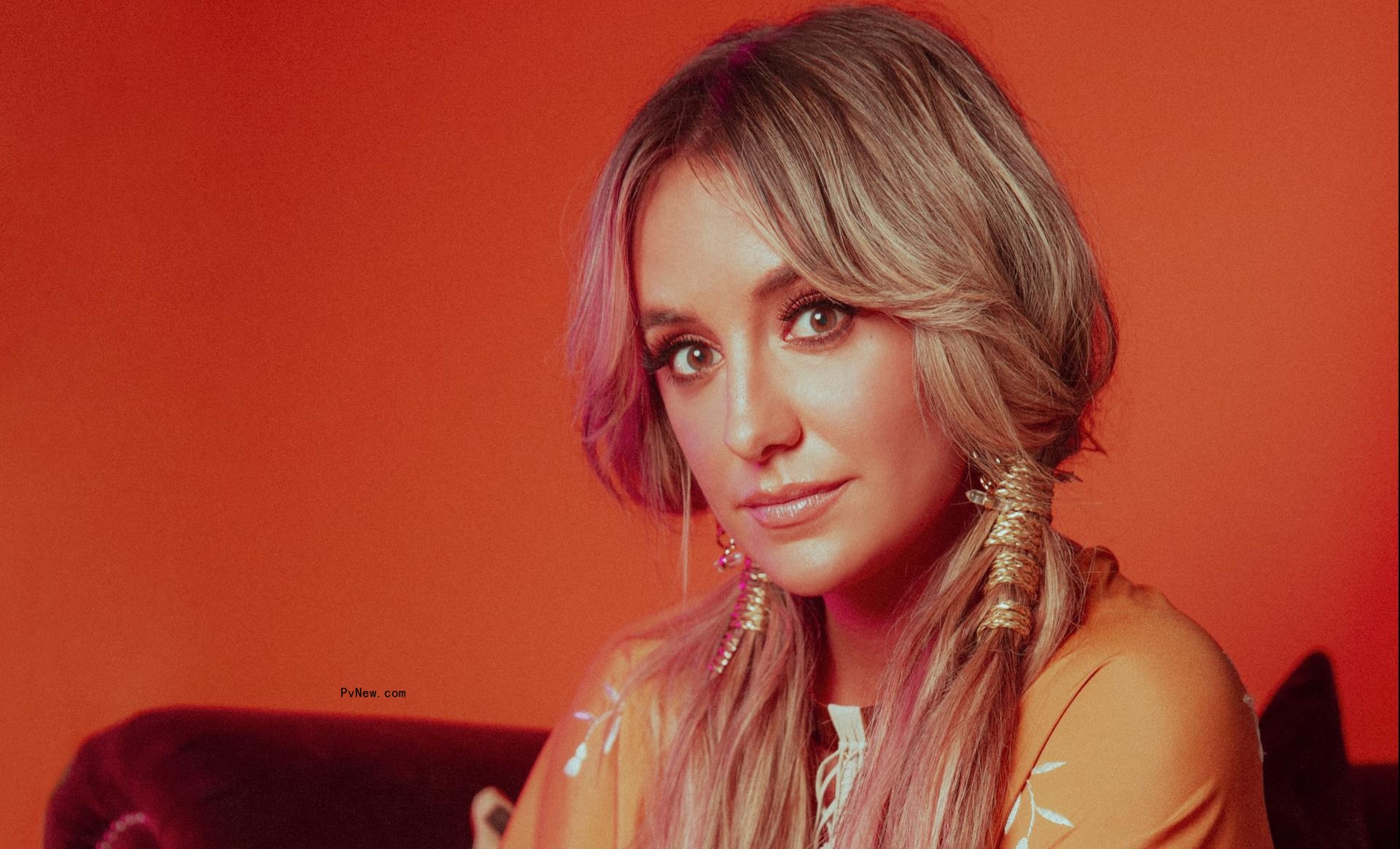 Lainey Wilson to Be Celebrated as Top Breakout Artist for CMT’s Artists of the Year Special