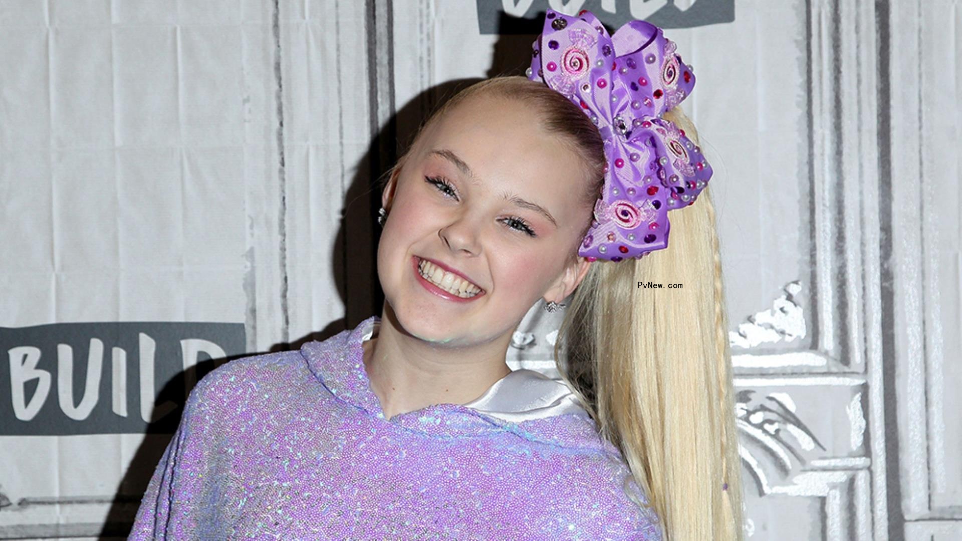 JoJo Siwa on Portraying Herself in ‘The J Team,’ Wanting to Play Lady Gaga in a Biopic