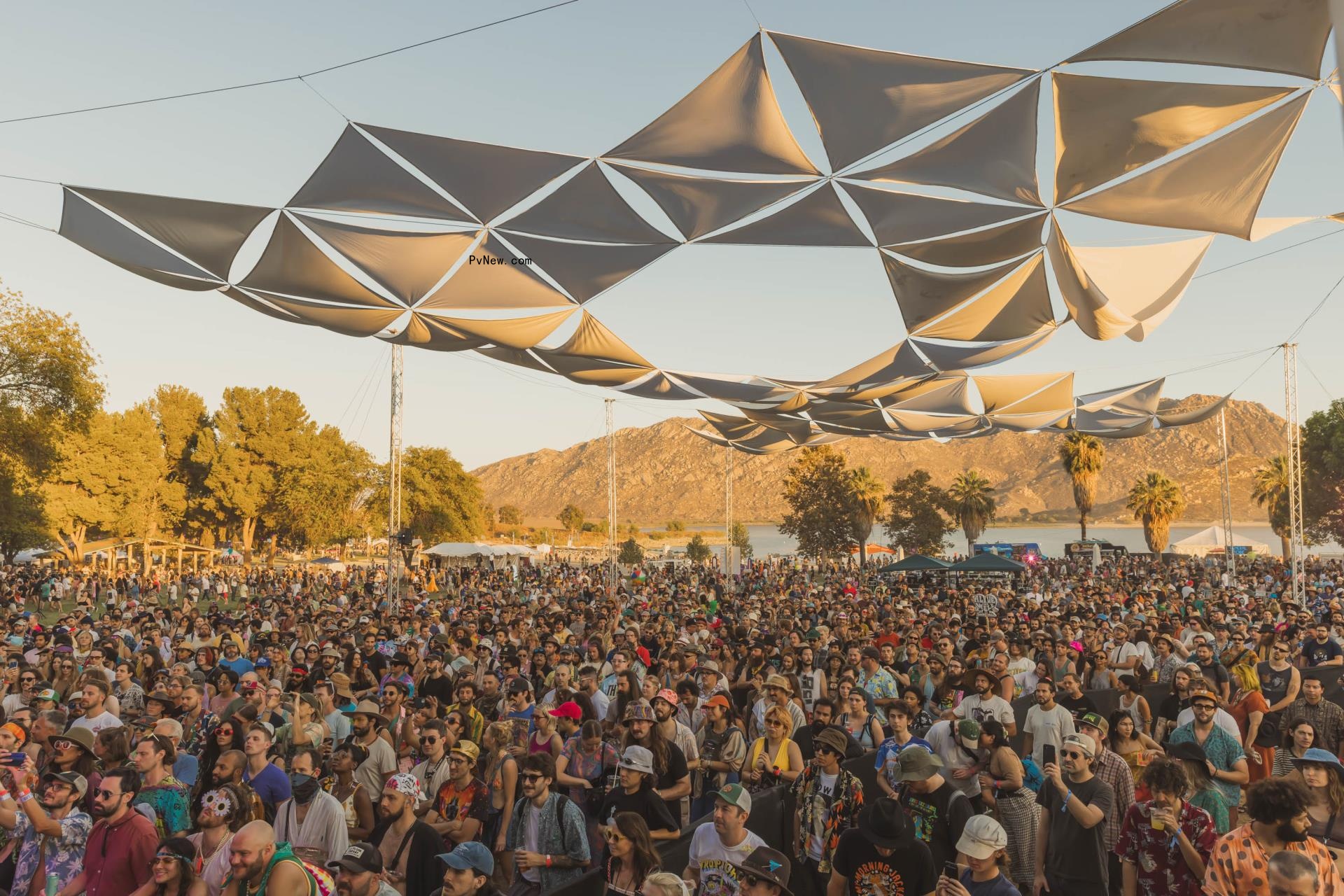 Desert Daze Festival Has Its Vibey, Happy Crowd Tripping on Tame Impala and King Gizzard (and on Gopher Holes, Too): Co<i></i>ncert Review