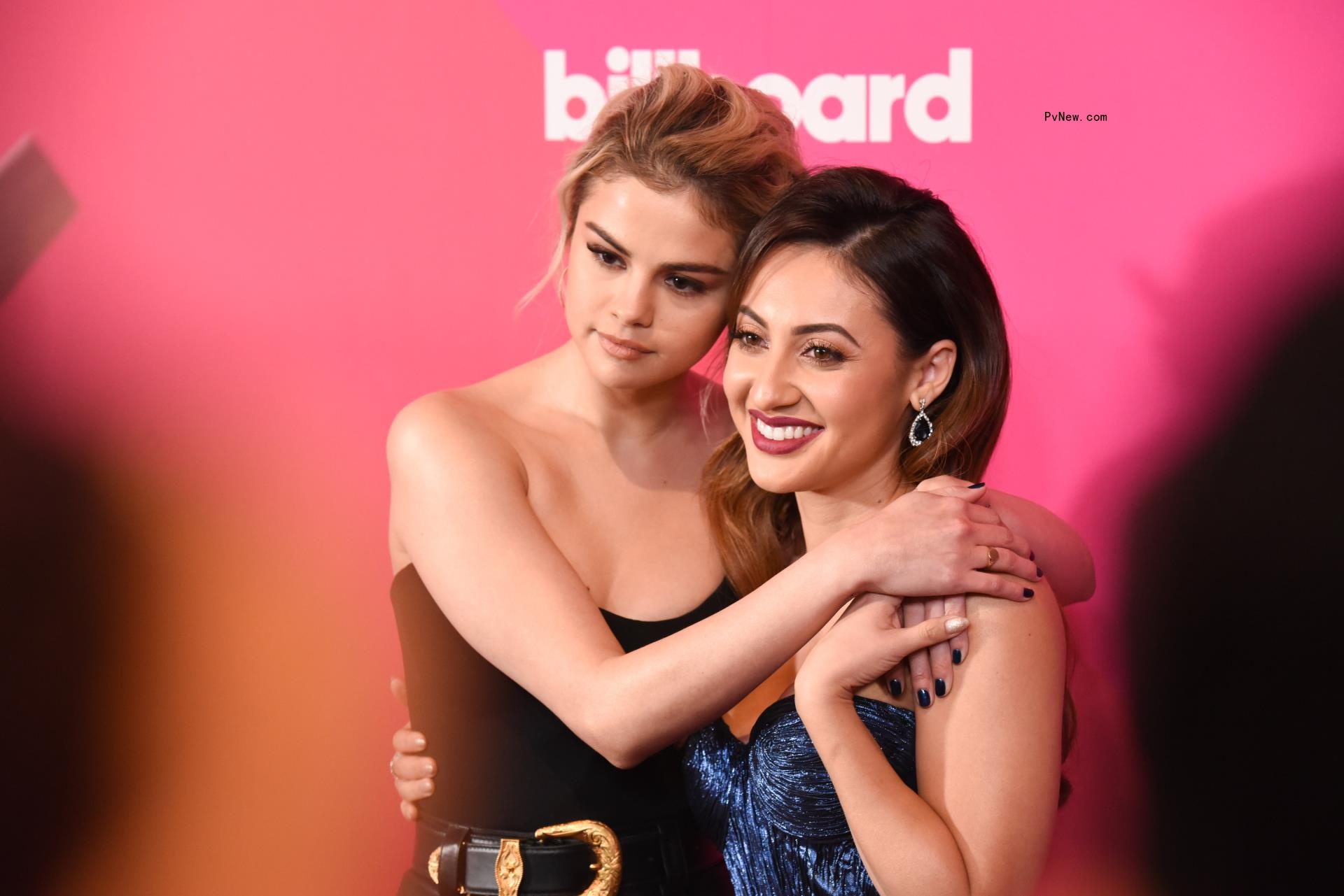 Selena Gomez and Francia Raísa ar 2017 Billboard Women in Music