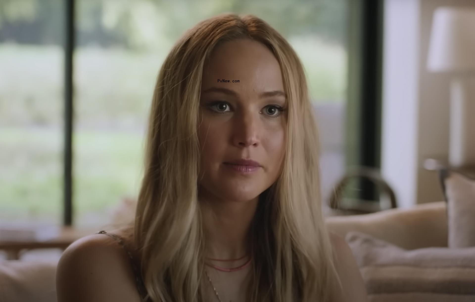 Jennifer Lawrence ‘Died Laughing’ Over the Real Craigslist Ad That Inspired Her R-Rated Comedy a<i></i>bout Seducing a 19-Year-Old
