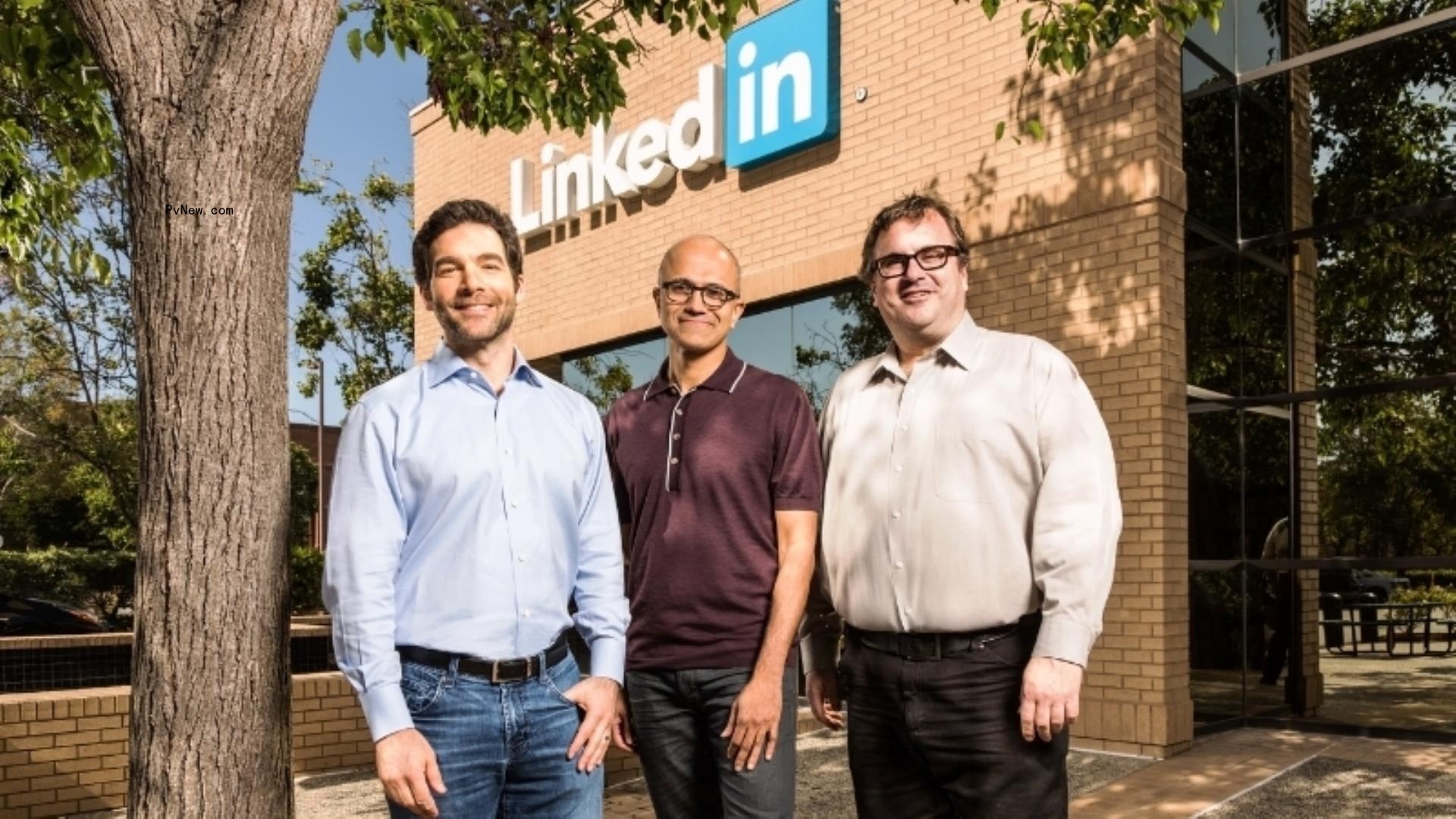 Microsoft Pulls l<i></i>inkedIn From China as News Industry Crackdown Rattles Social Media