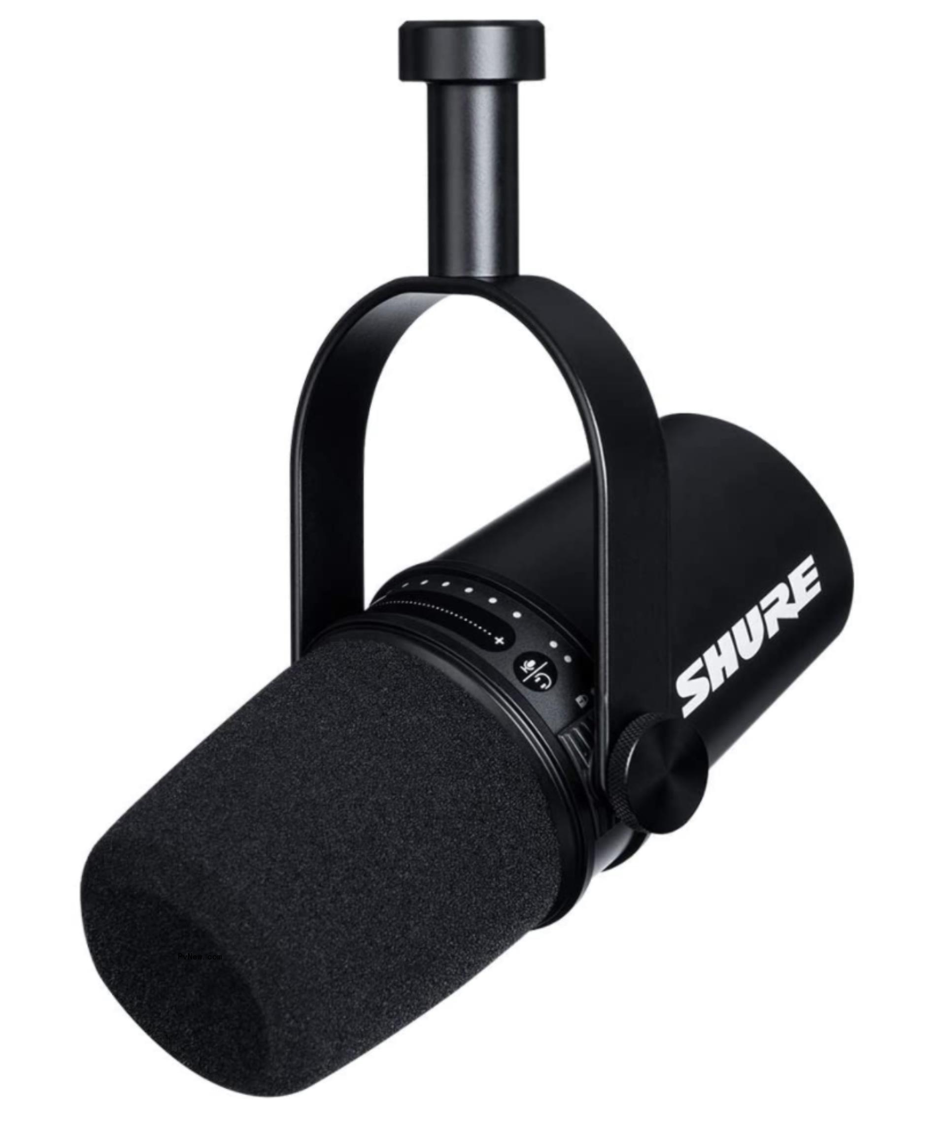 The Best Podcast Mics to Buy Right Now, According to Three Professio<i></i>nal Sound Engineers
