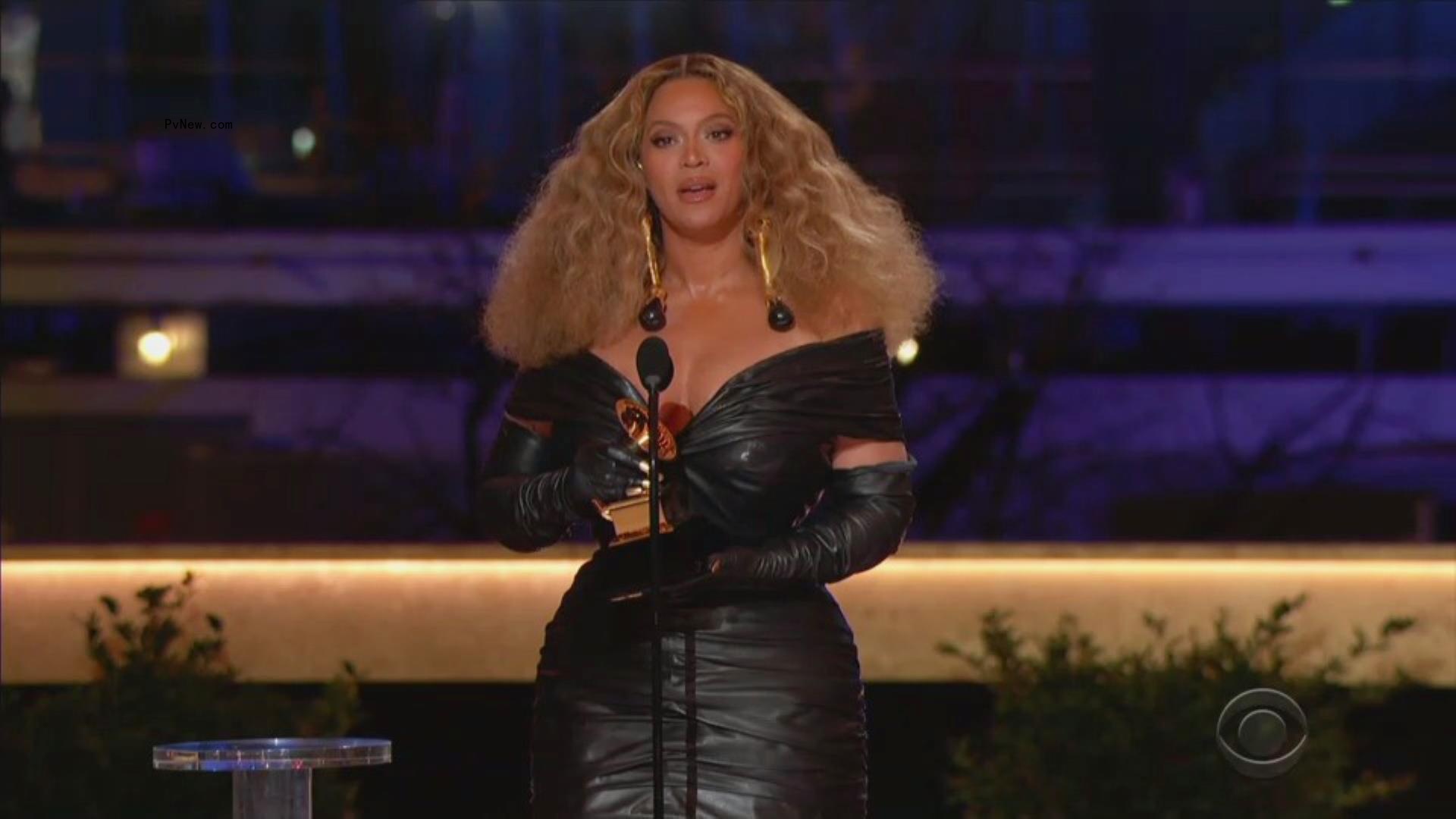 Beyo<i></i>nce Breaks Record to Become Most Awarded Woman in Grammy History